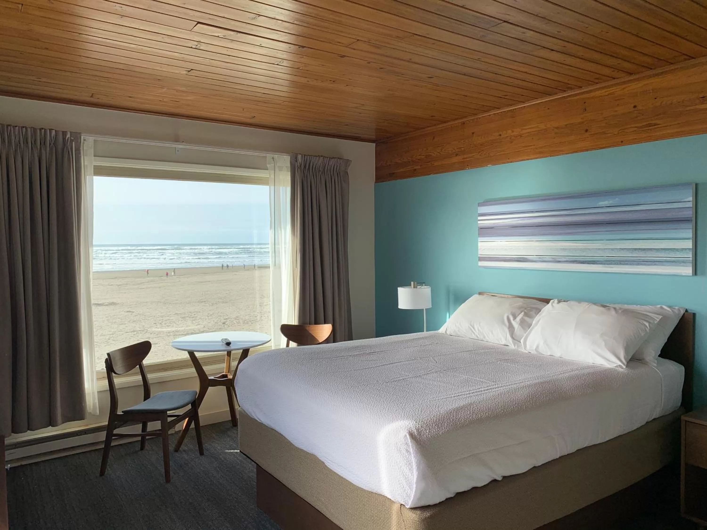 View (from property/room), Bed in The Ocean Front at Seaside