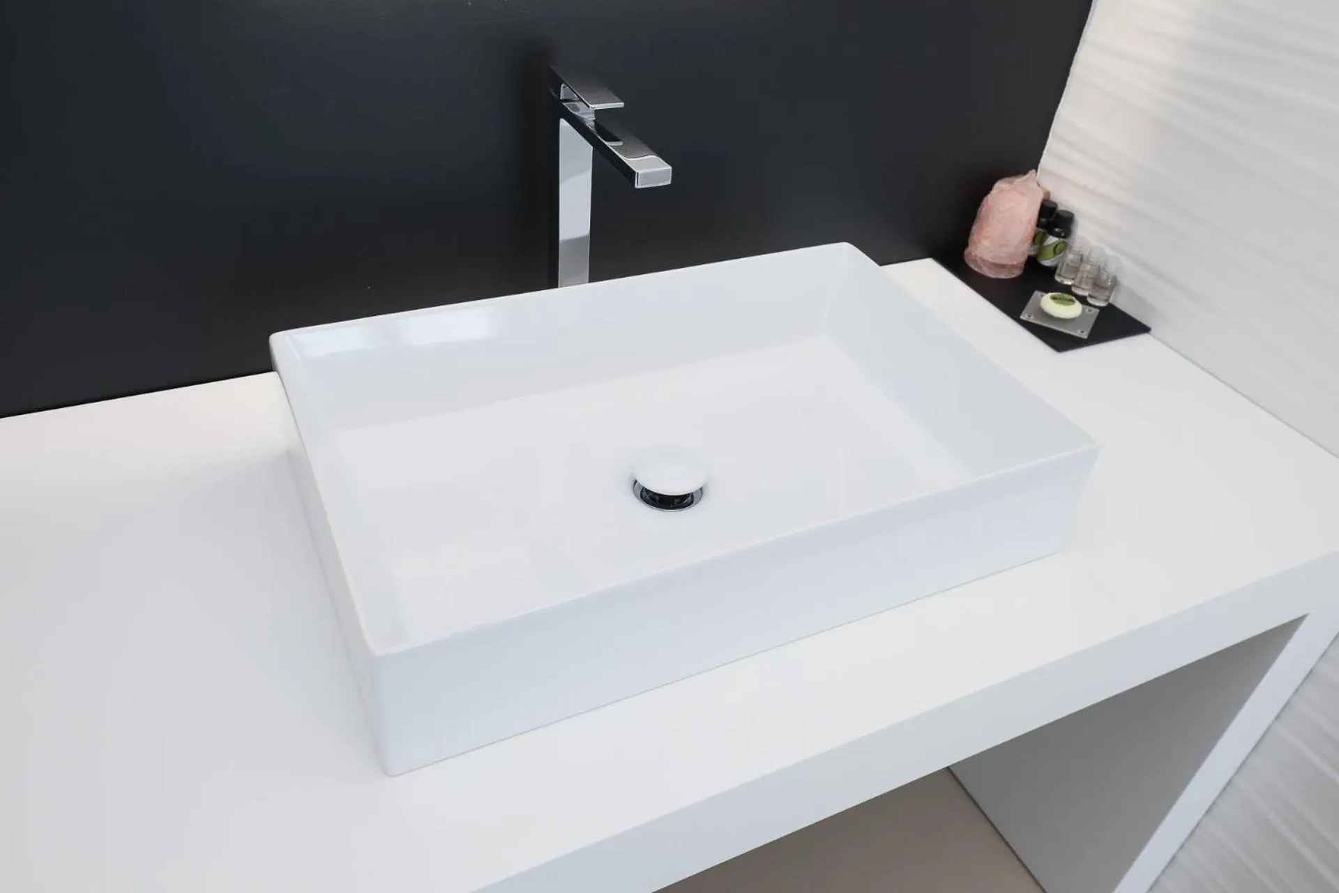 Bathroom in Hotel Aleramo