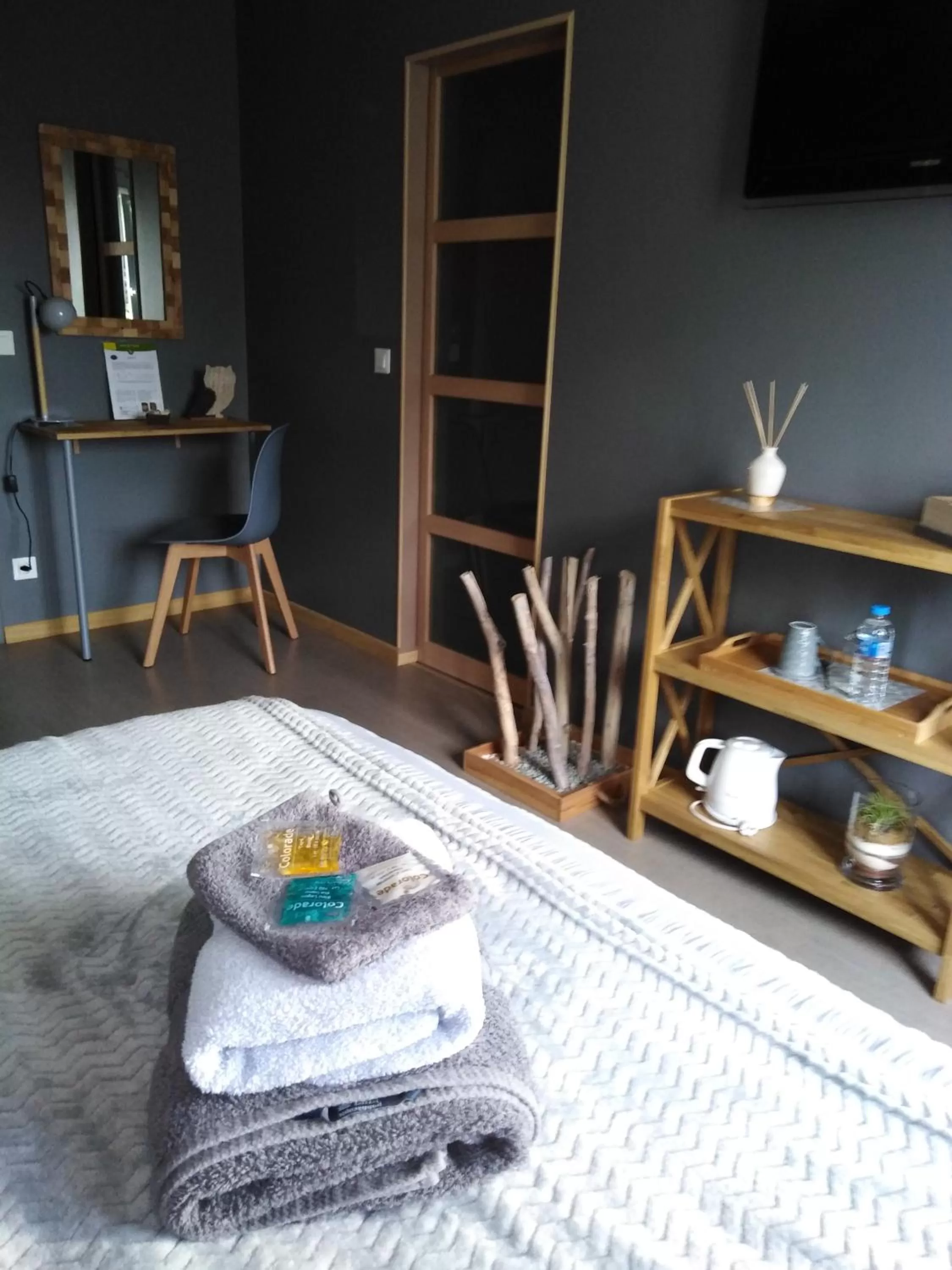 Bedroom in Le clos du mont César
