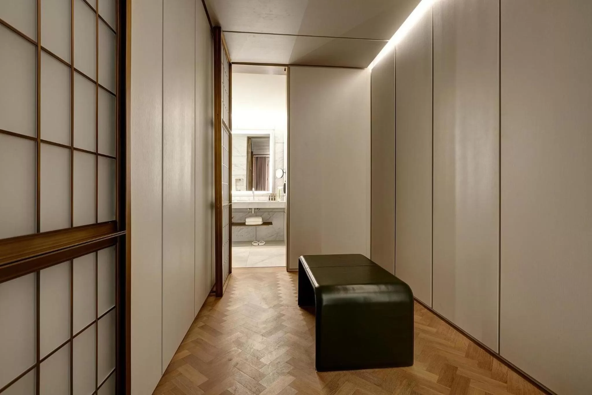 Photo of the whole room in Hotel Cafe Royal