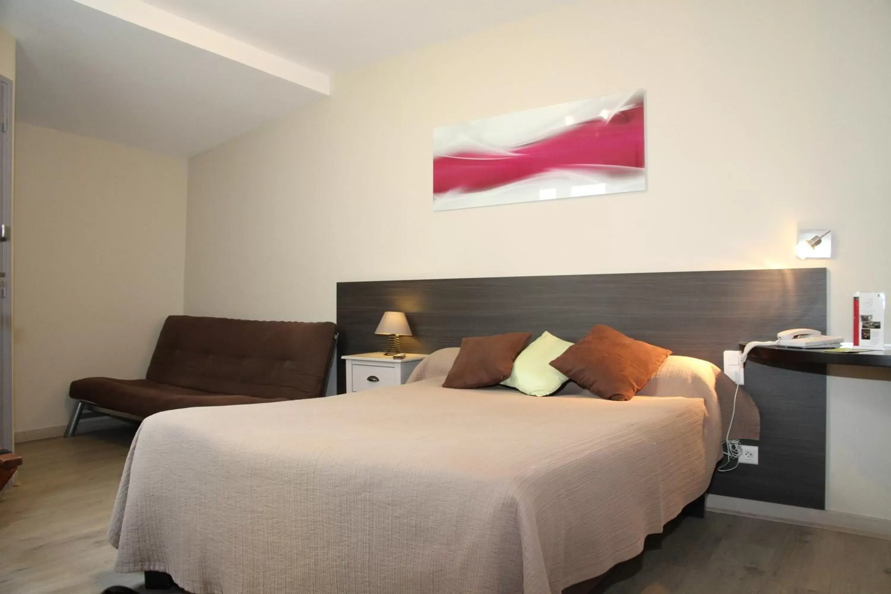 Bedroom, Bed in Hotel Saint Germain