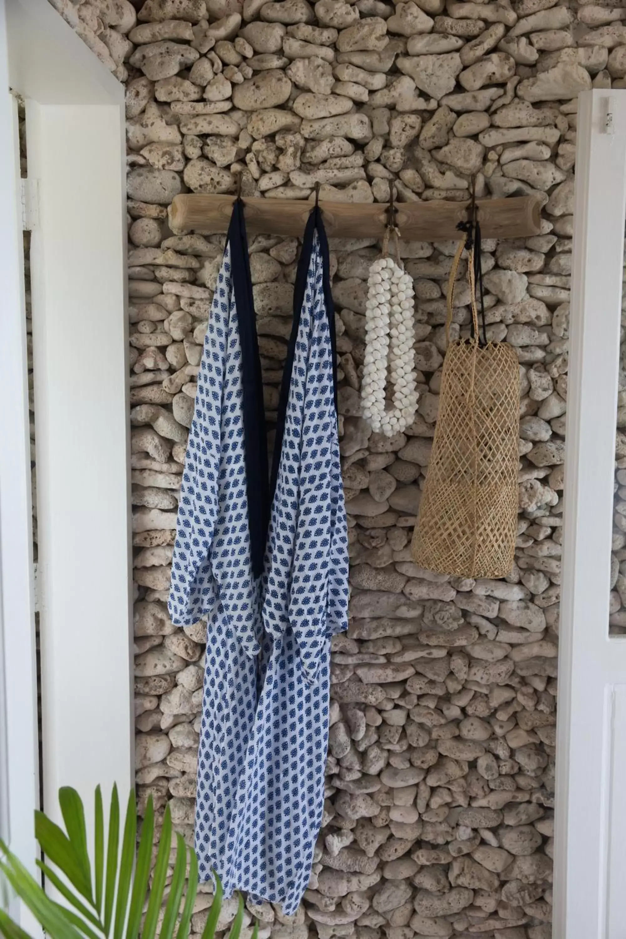 Decorative detail, Bathroom in Tamanu on the Beach