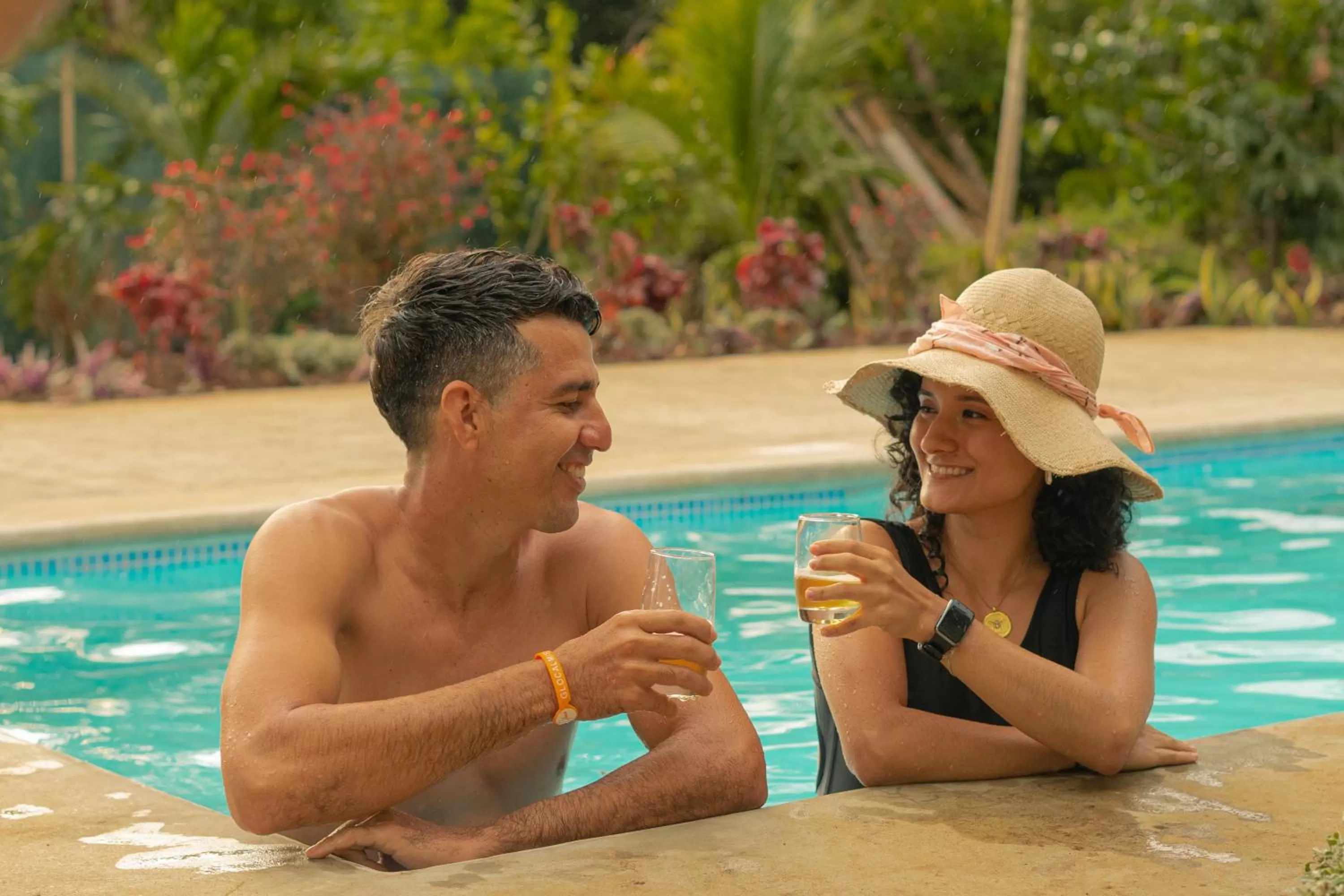 Swimming pool in Agutipaca Bungalows