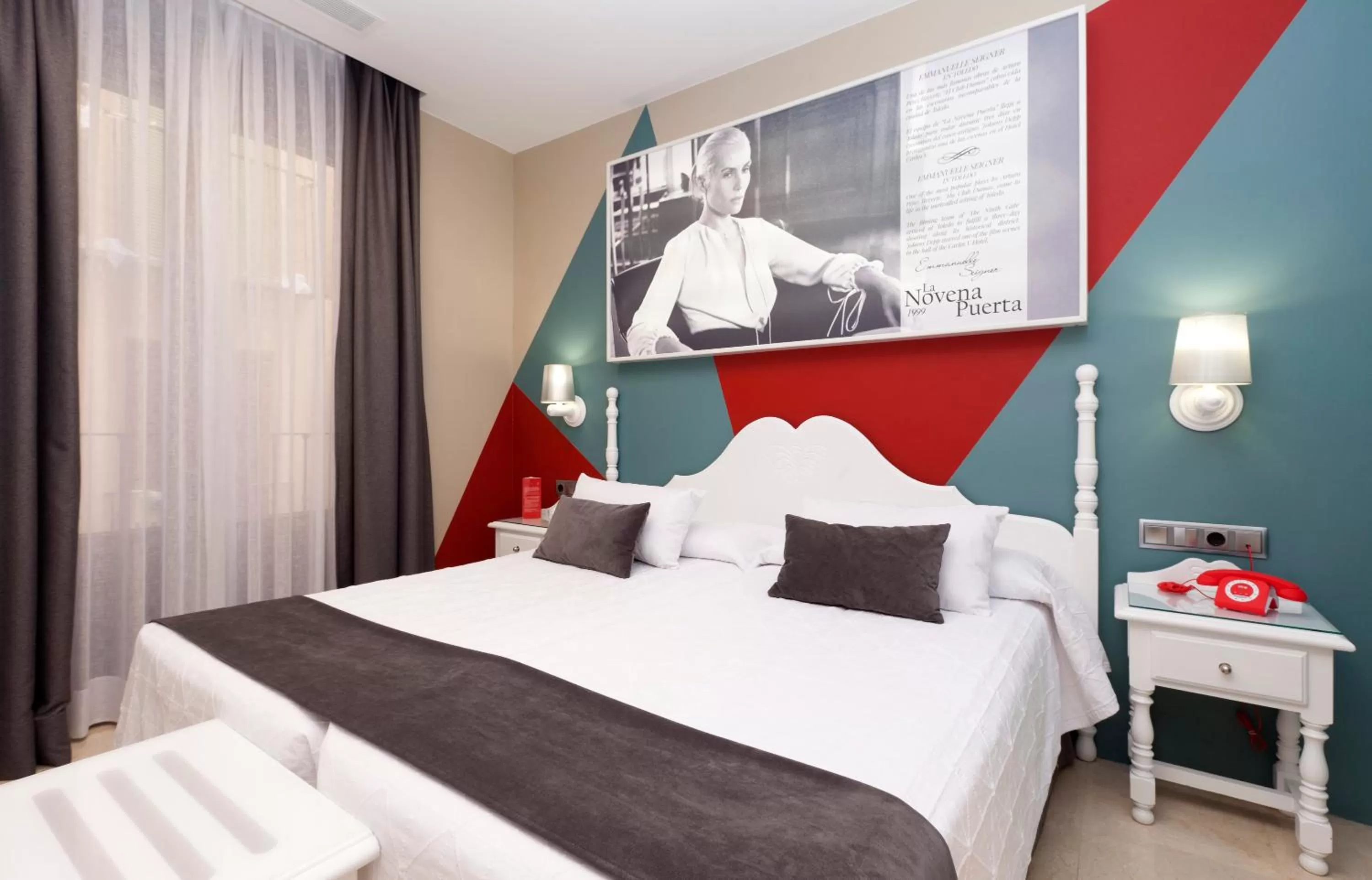 Bed in Hotel Carlos V