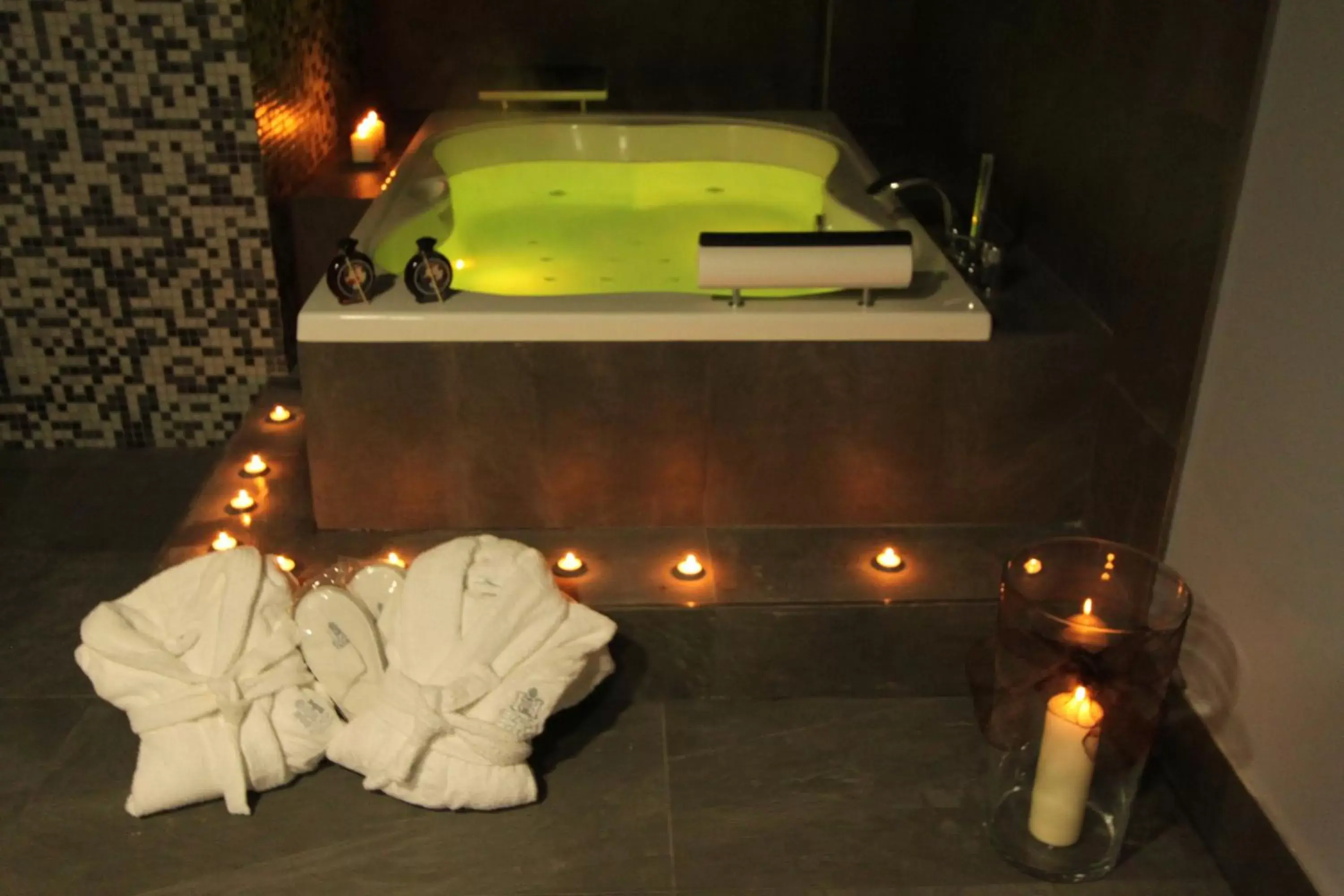 Spa and wellness centre/facilities in Hotel & Spa Real Jaca Spa and wellness centre/facilities in Hotel & Spa Real Jaca