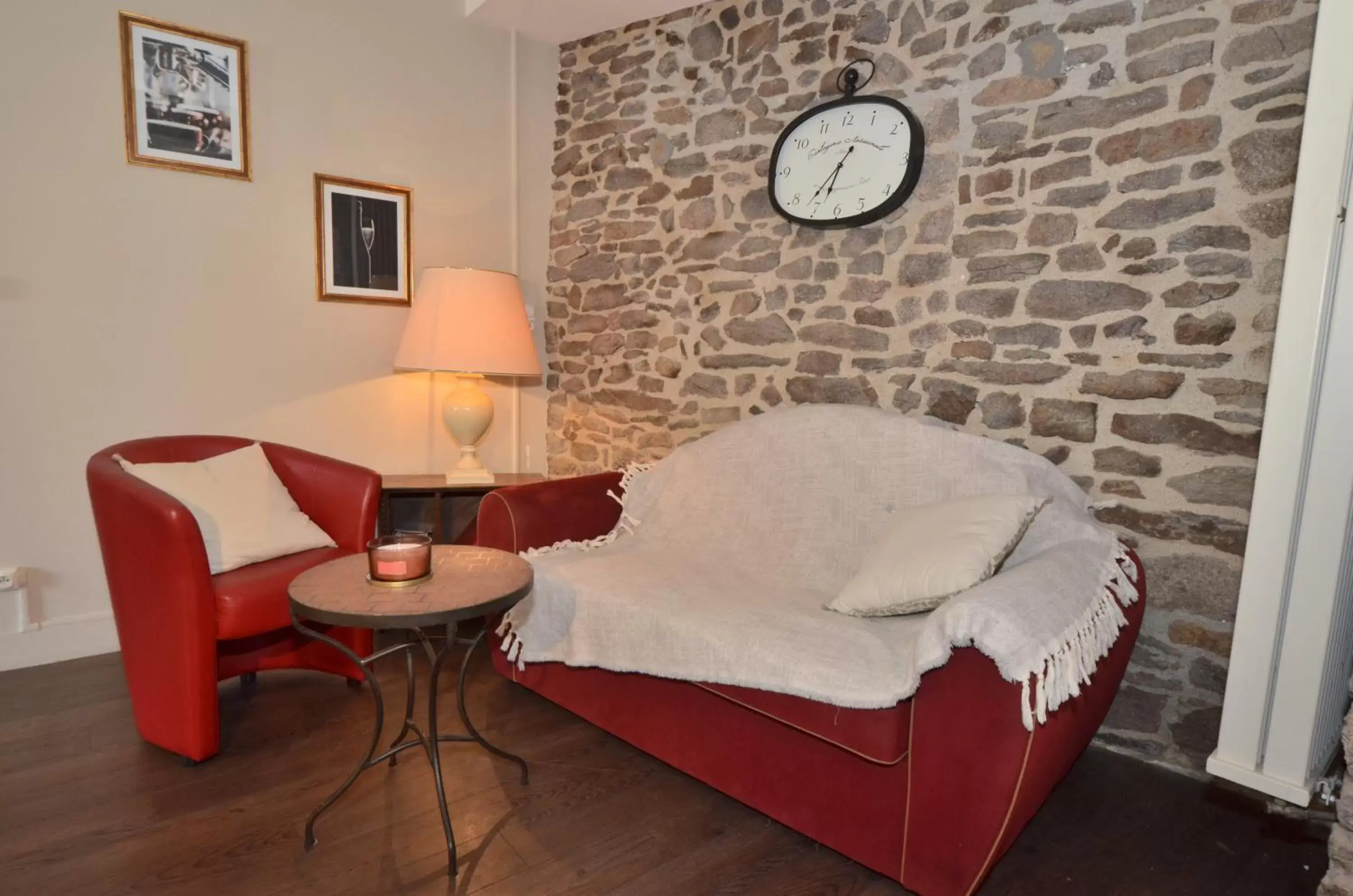 Living room, Seating Area in Hotel De La Porte Saint-Malo