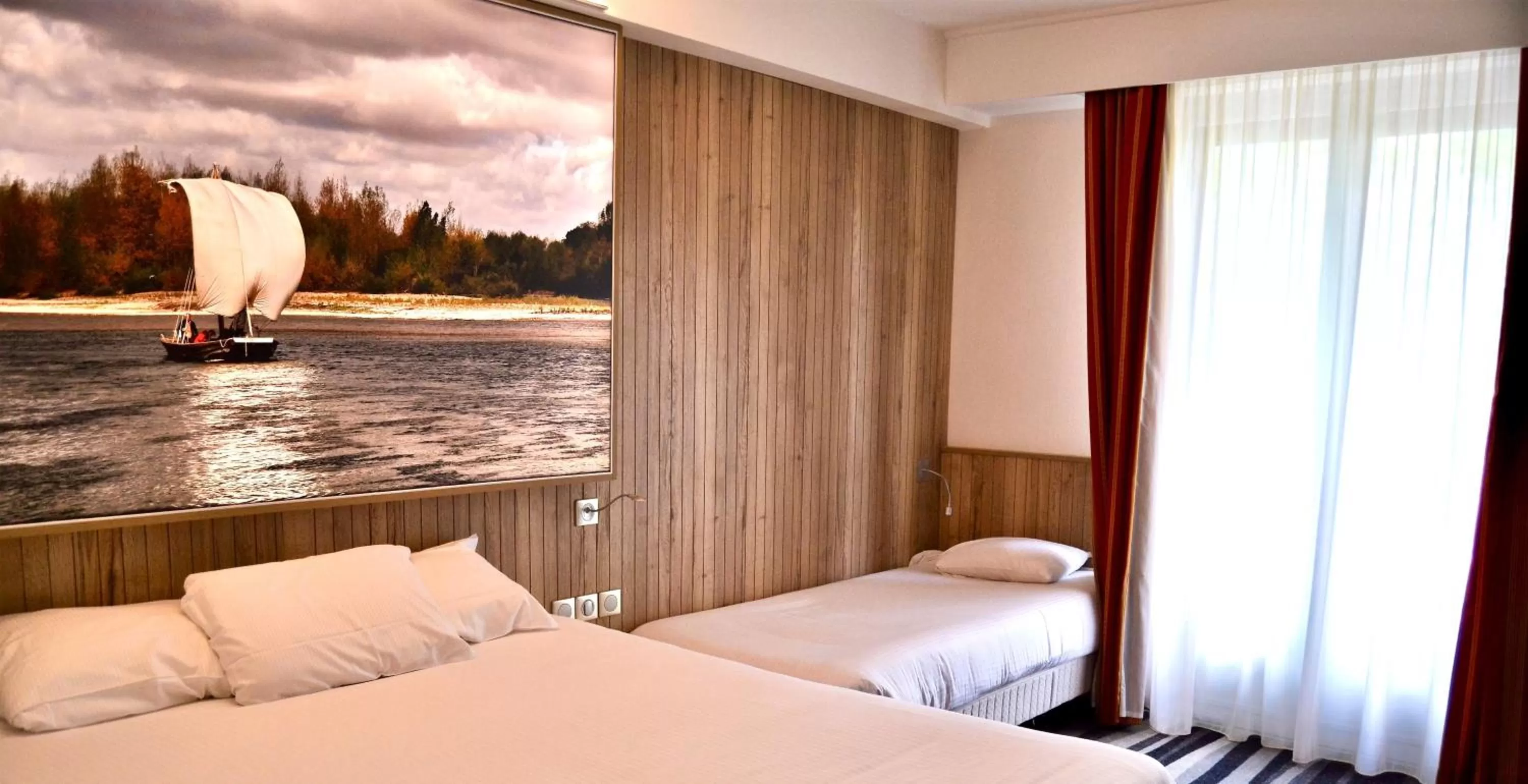 Bedroom, Bed in Kyriad Hotel Tours Centre