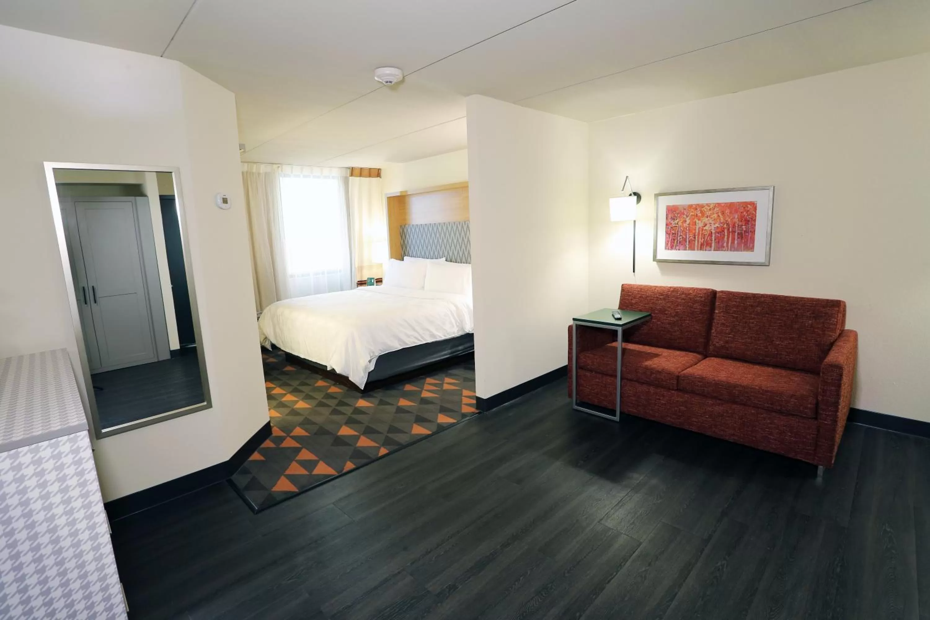 Photo of the whole room, Bed in Holiday Inn Champaign by IHG
