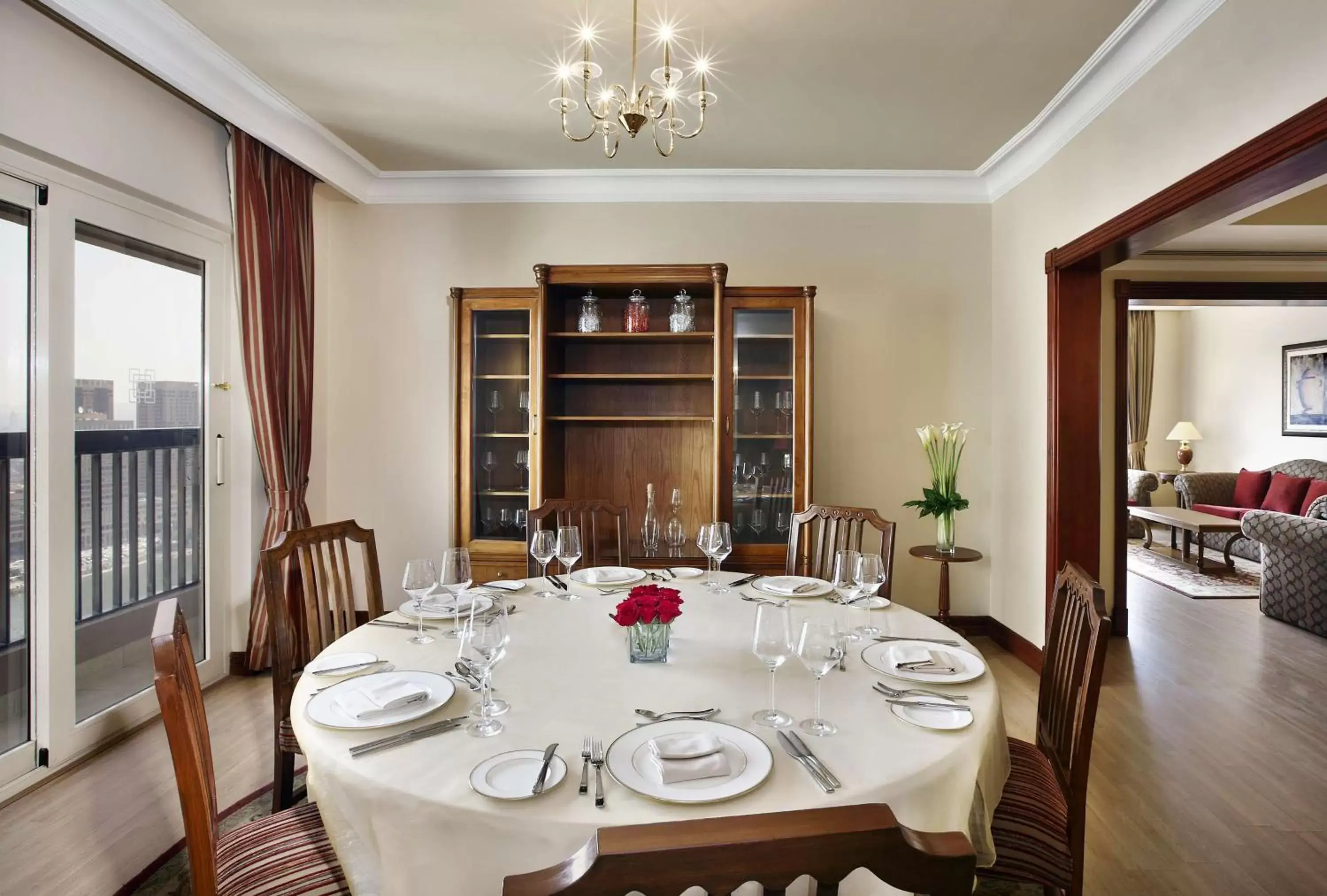 Living room, Restaurant/Places to Eat in Hilton Cairo Zamalek Residences