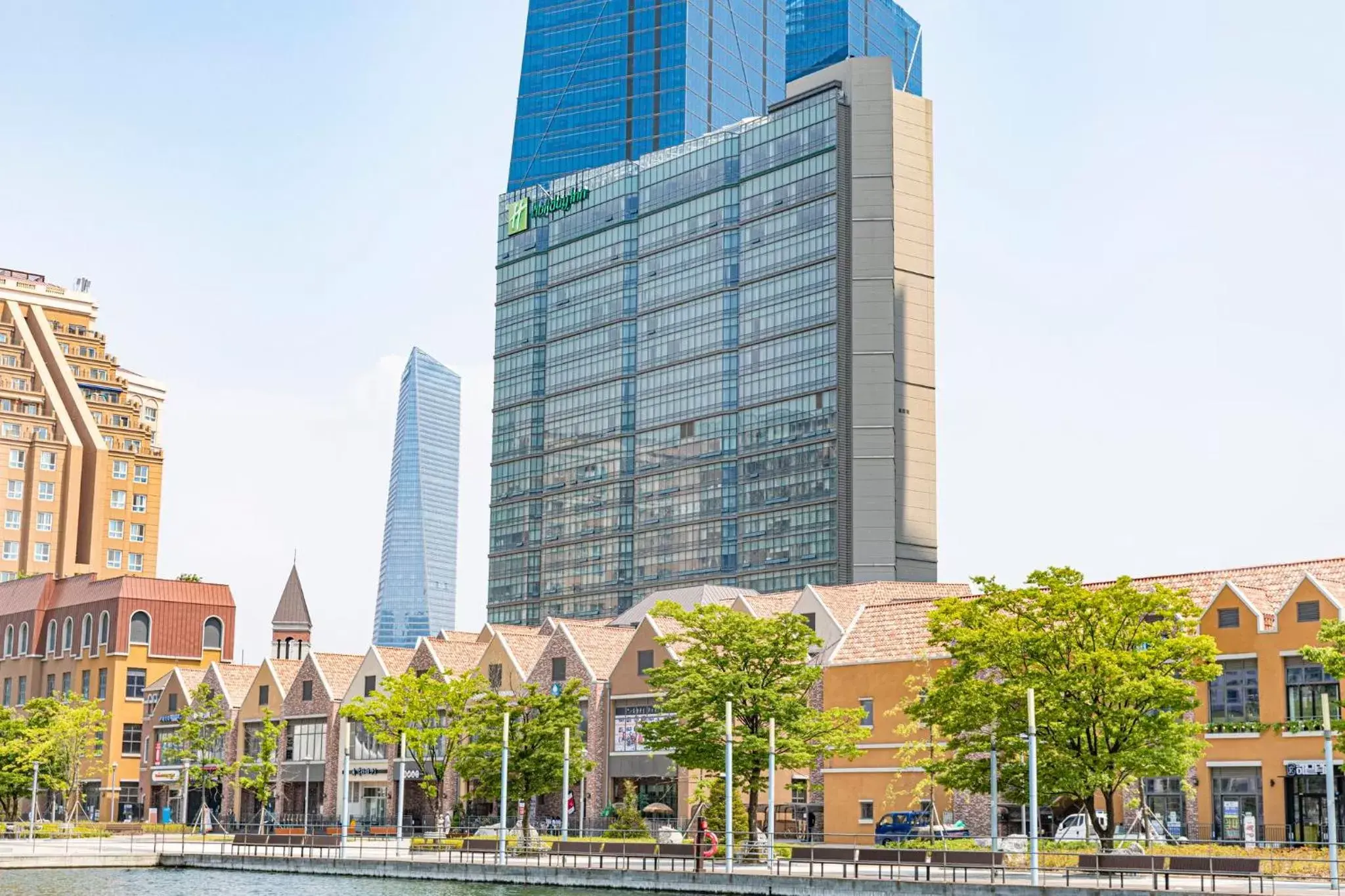 Property Building in Holiday Inn Incheon Songdo, an IHG Hotel