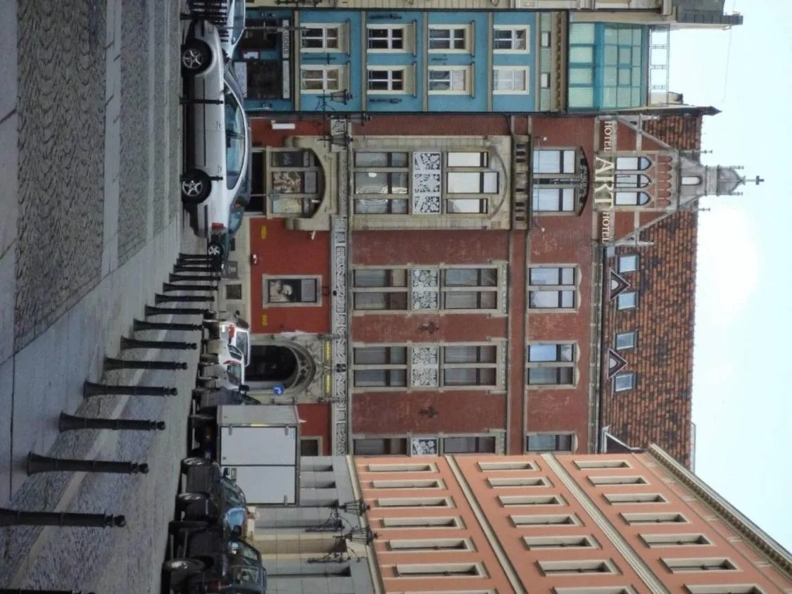 Facade/entrance in Academus Pub & Guest House