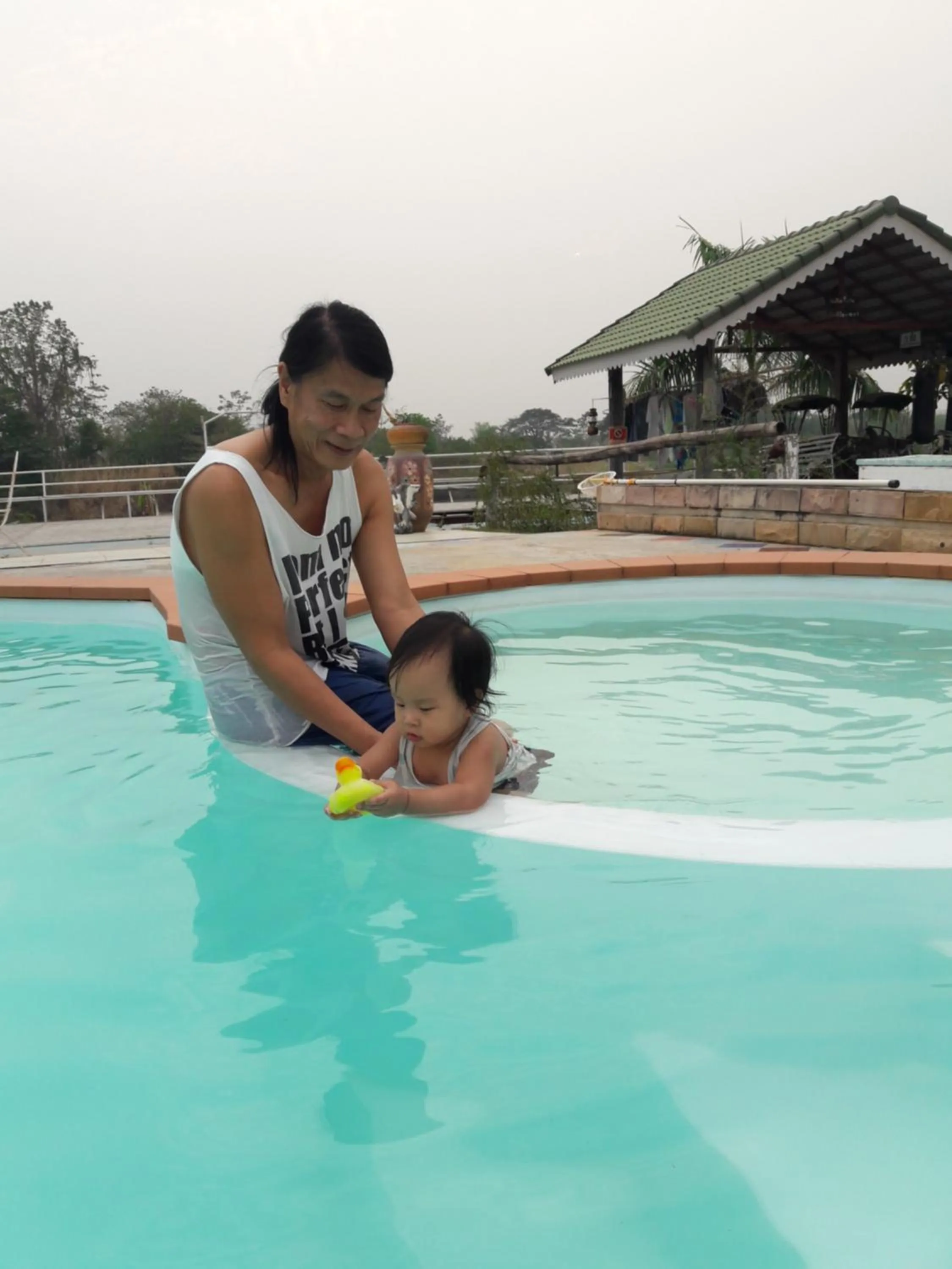 Scenic Riverside Resort