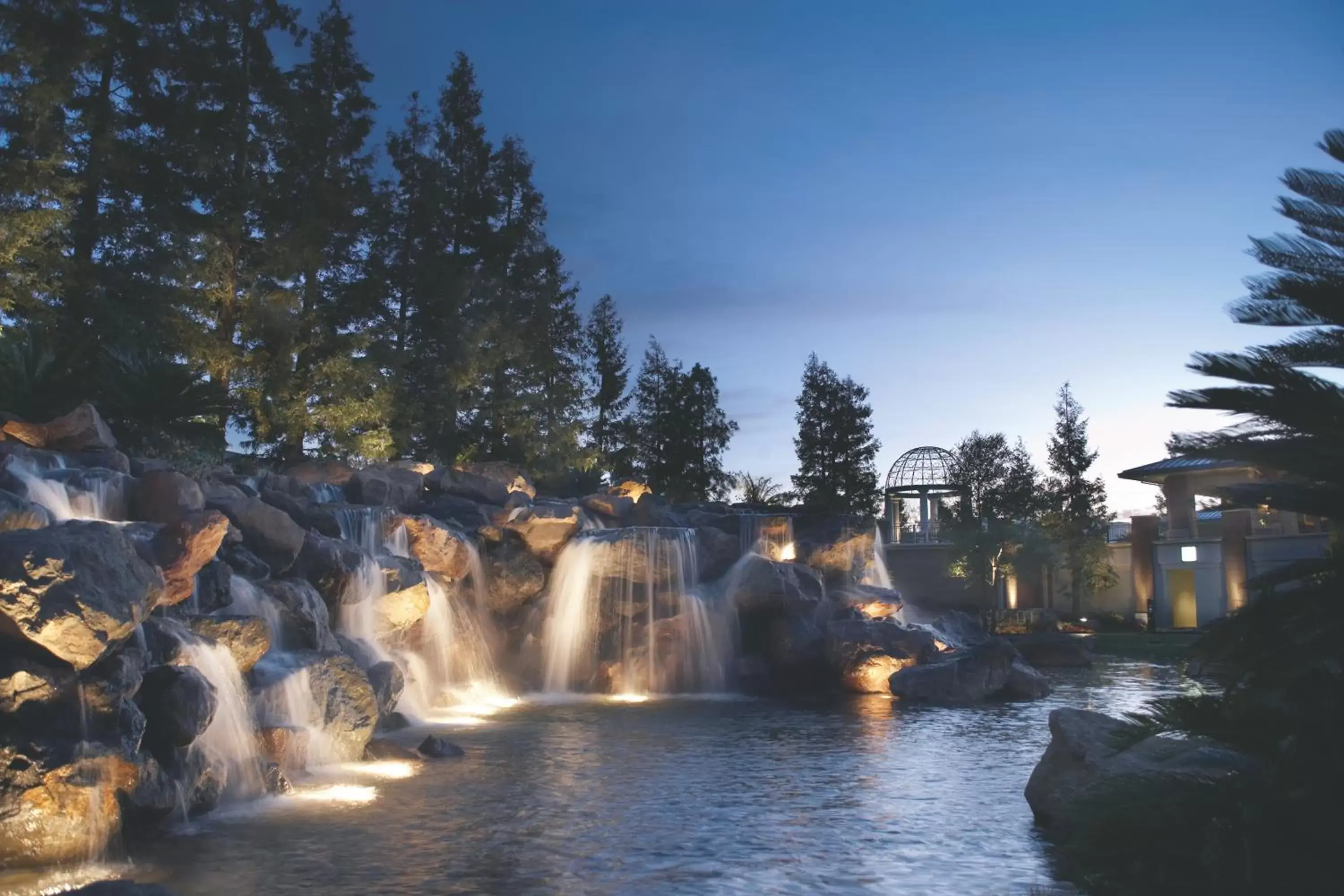 Garden in Four Seasons Hotel Westlake Village