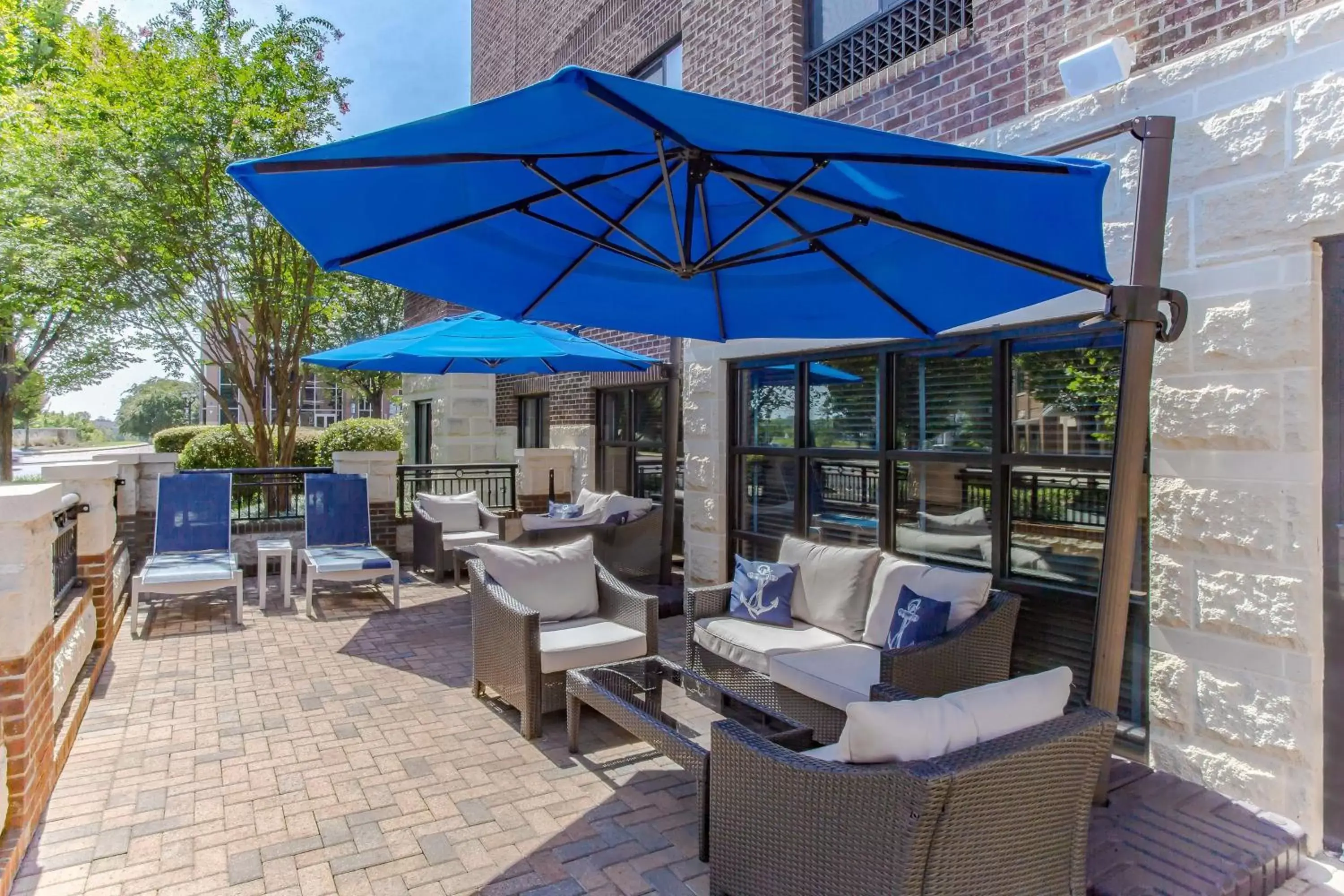 Patio, Restaurant/Places to Eat in Homewood Suites by Hilton Davidson