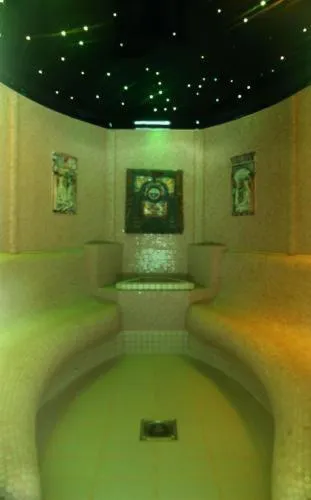 Steam room in Silken Spa La Hacienda De Don Juan