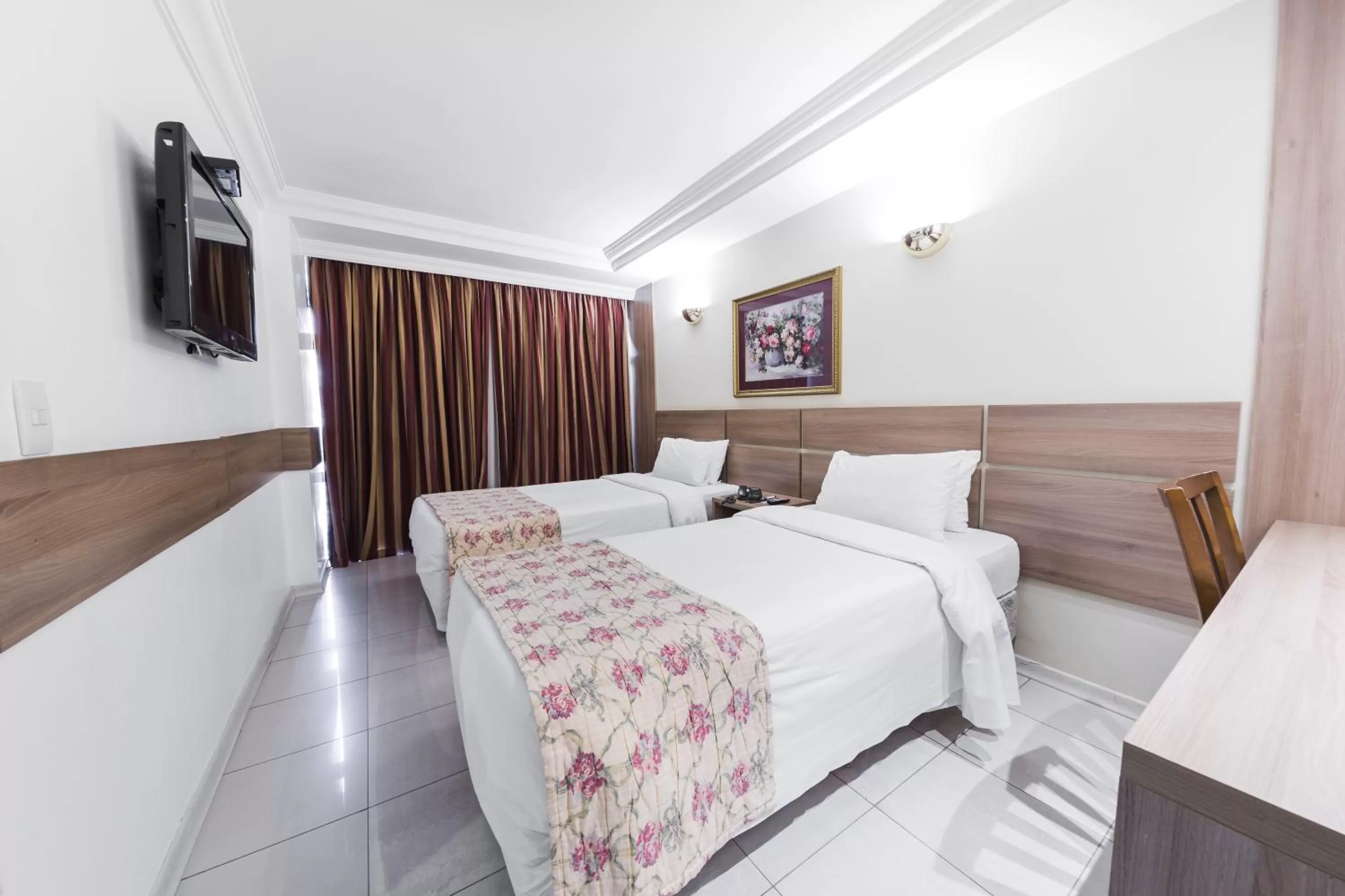 Bed in Phenícia Bittar Hotel