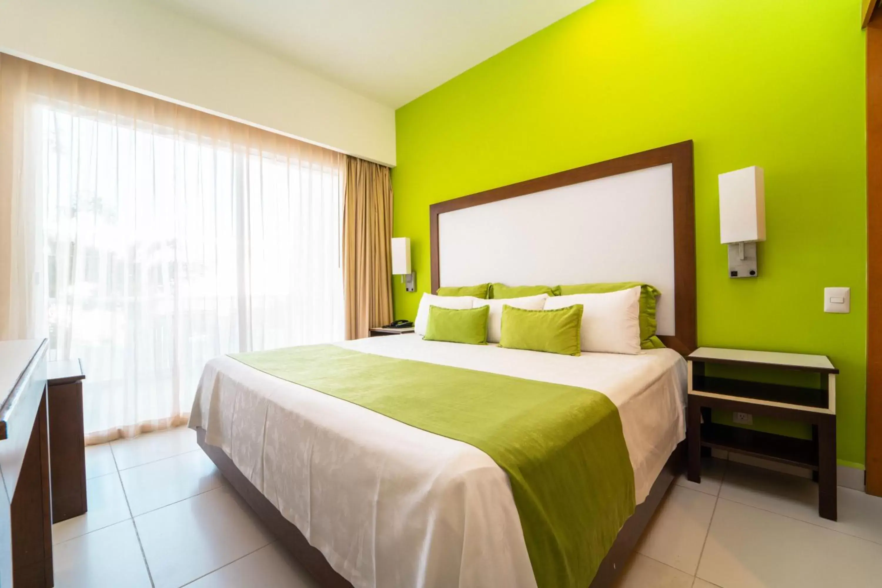 Bed in Cancun Bay Resort - All Inclusive