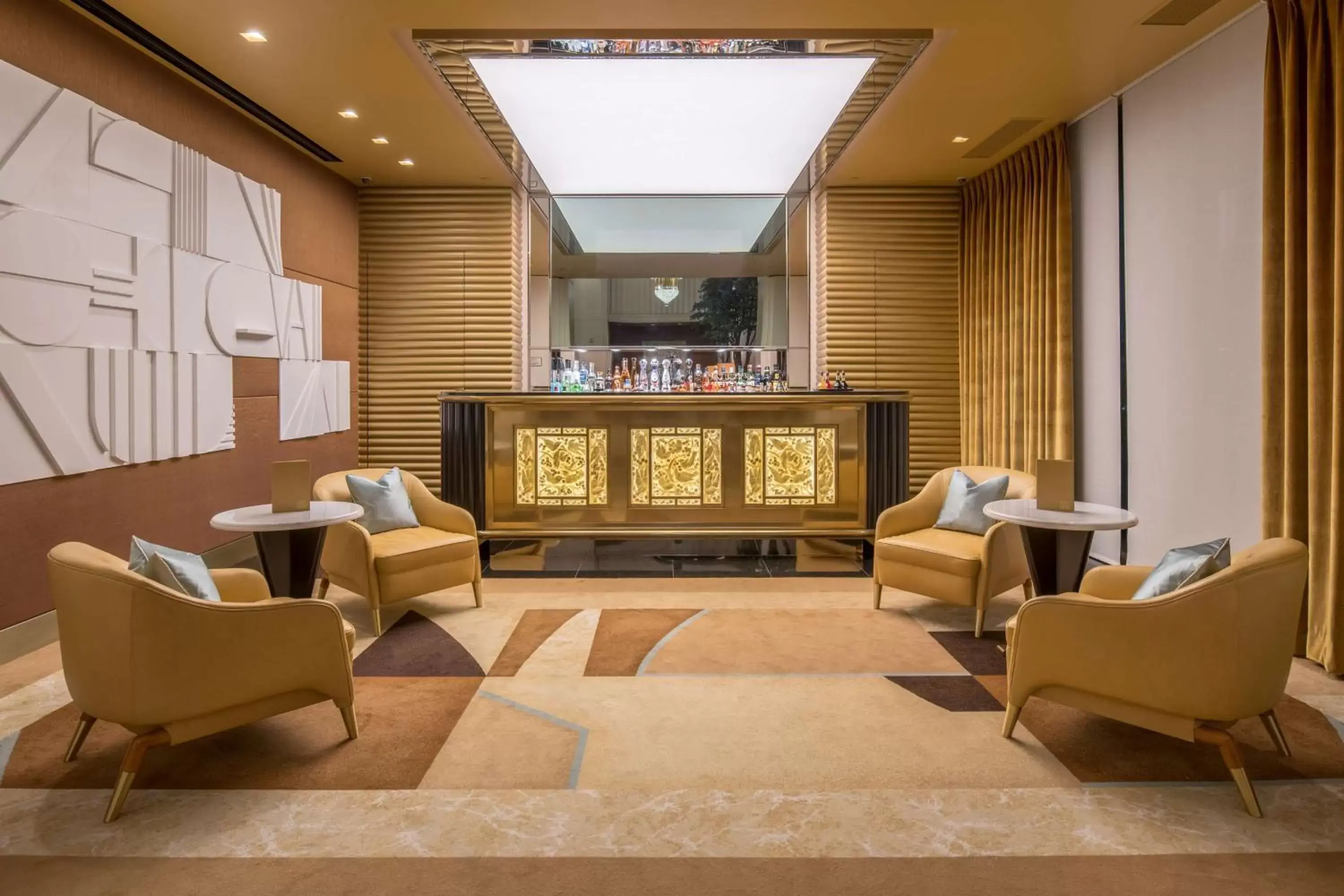 Lounge or bar, Seating Area in Waldorf Astoria Beverly Hills