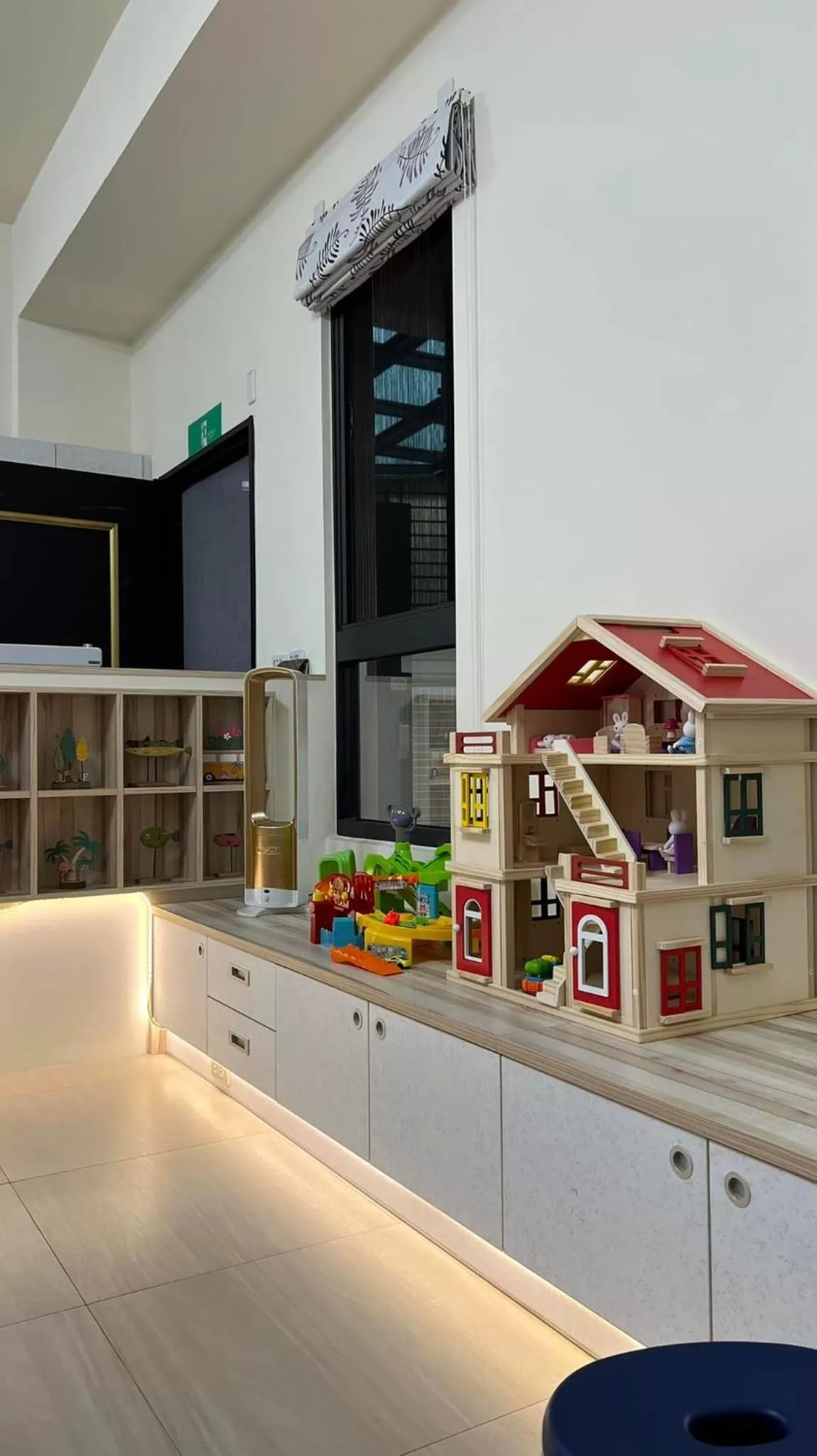 Children play ground in Dou Dou Long Homestay