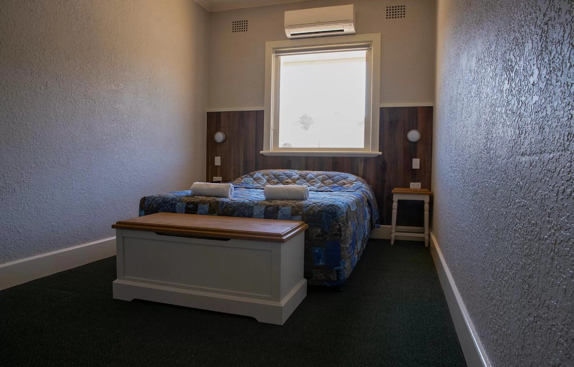 Bedroom, Bed in Criterion Hotel Gundagai