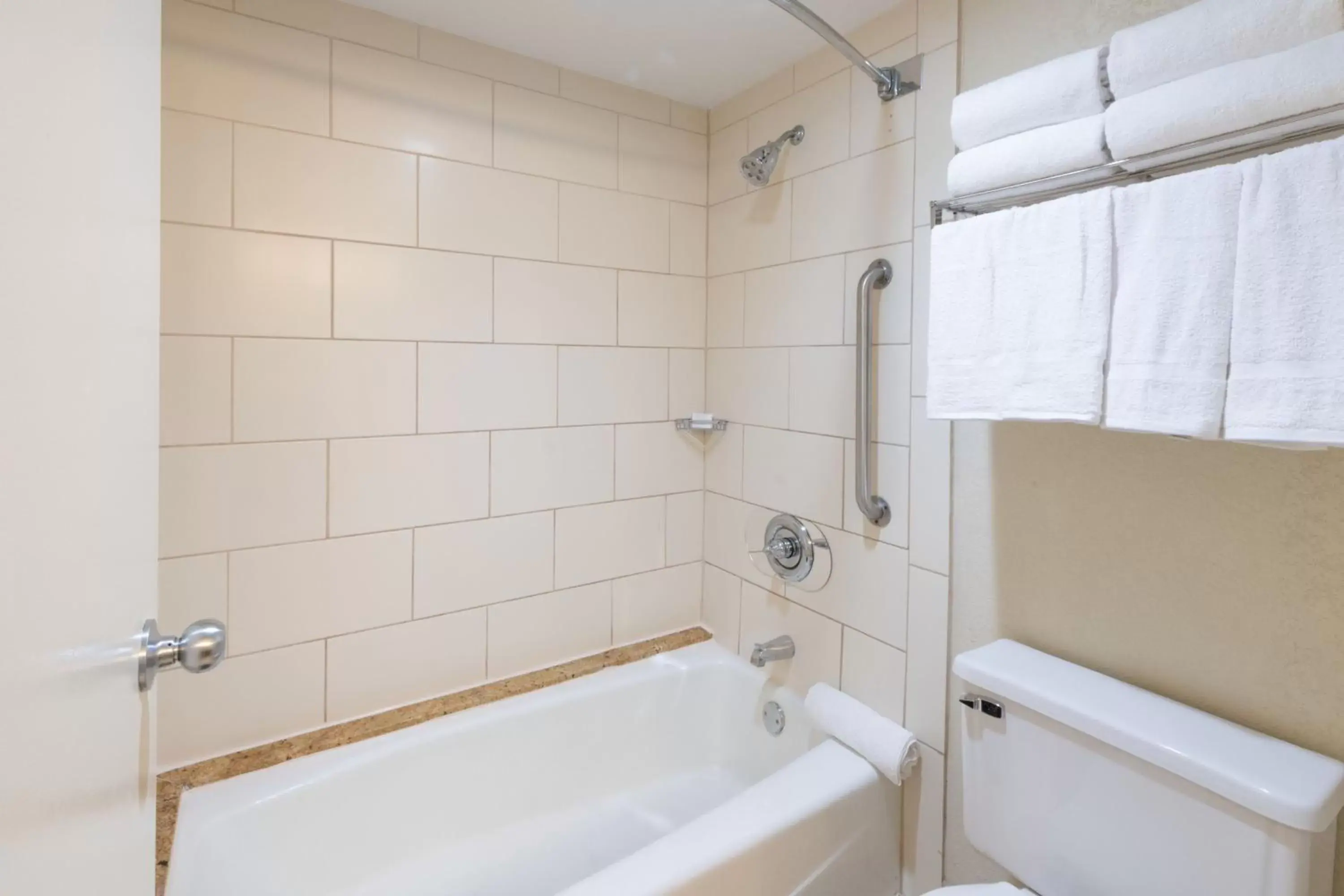 Bathroom in Marriott Hutchinson Island Beach Resort, Golf & Marina