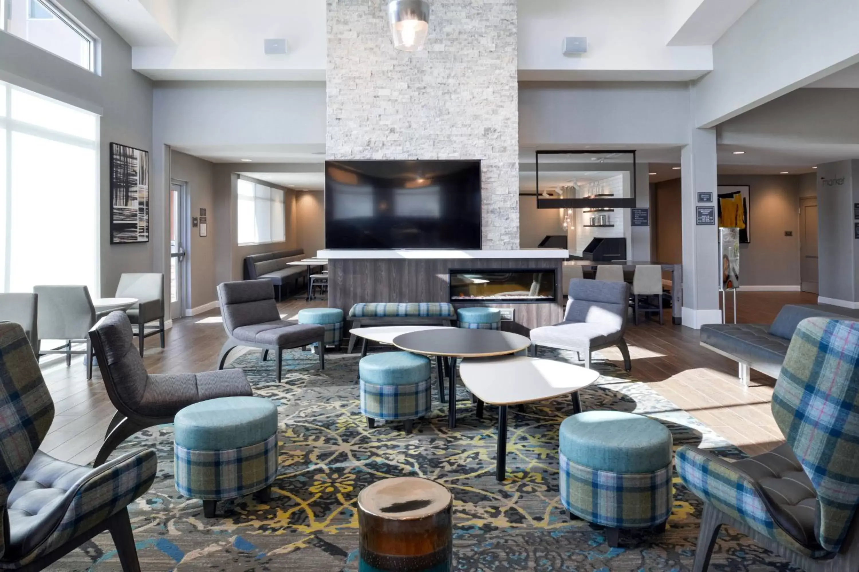 Lobby or reception, Lounge/Bar in Residence Inn by Marriott Bakersfield West