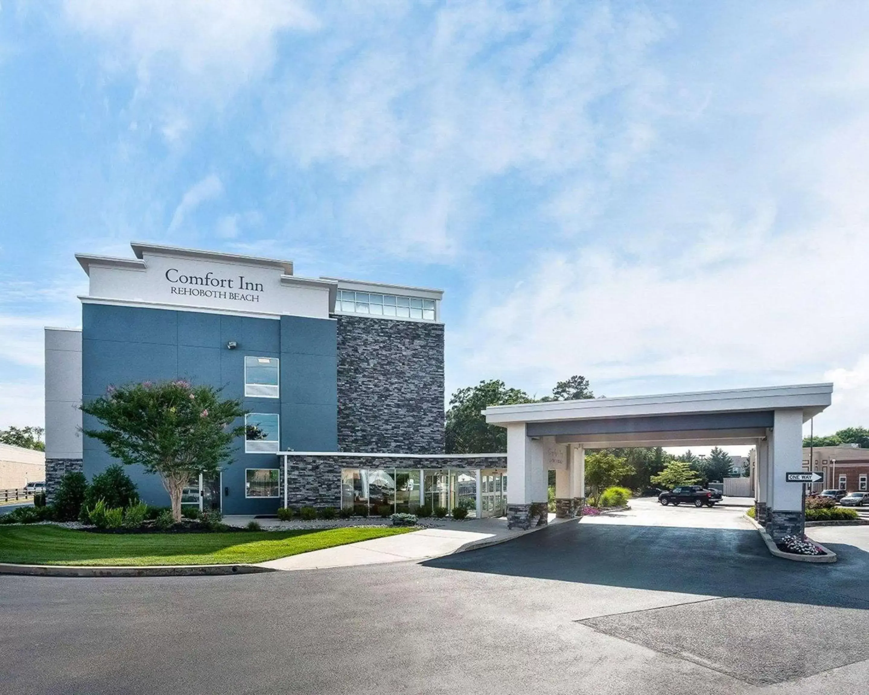 Property building in Comfort Inn Rehoboth Beach Property building in Comfort Inn Rehoboth Beach