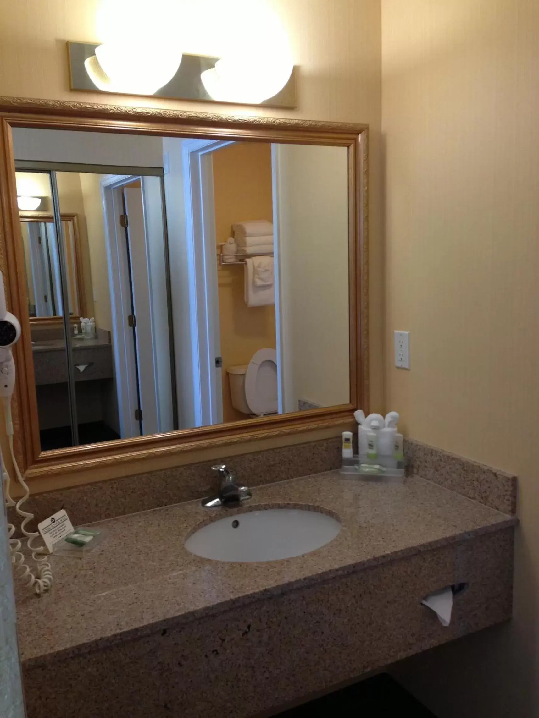 Bathroom in Country Inn & Suites by Radisson, Port Canaveral, FL