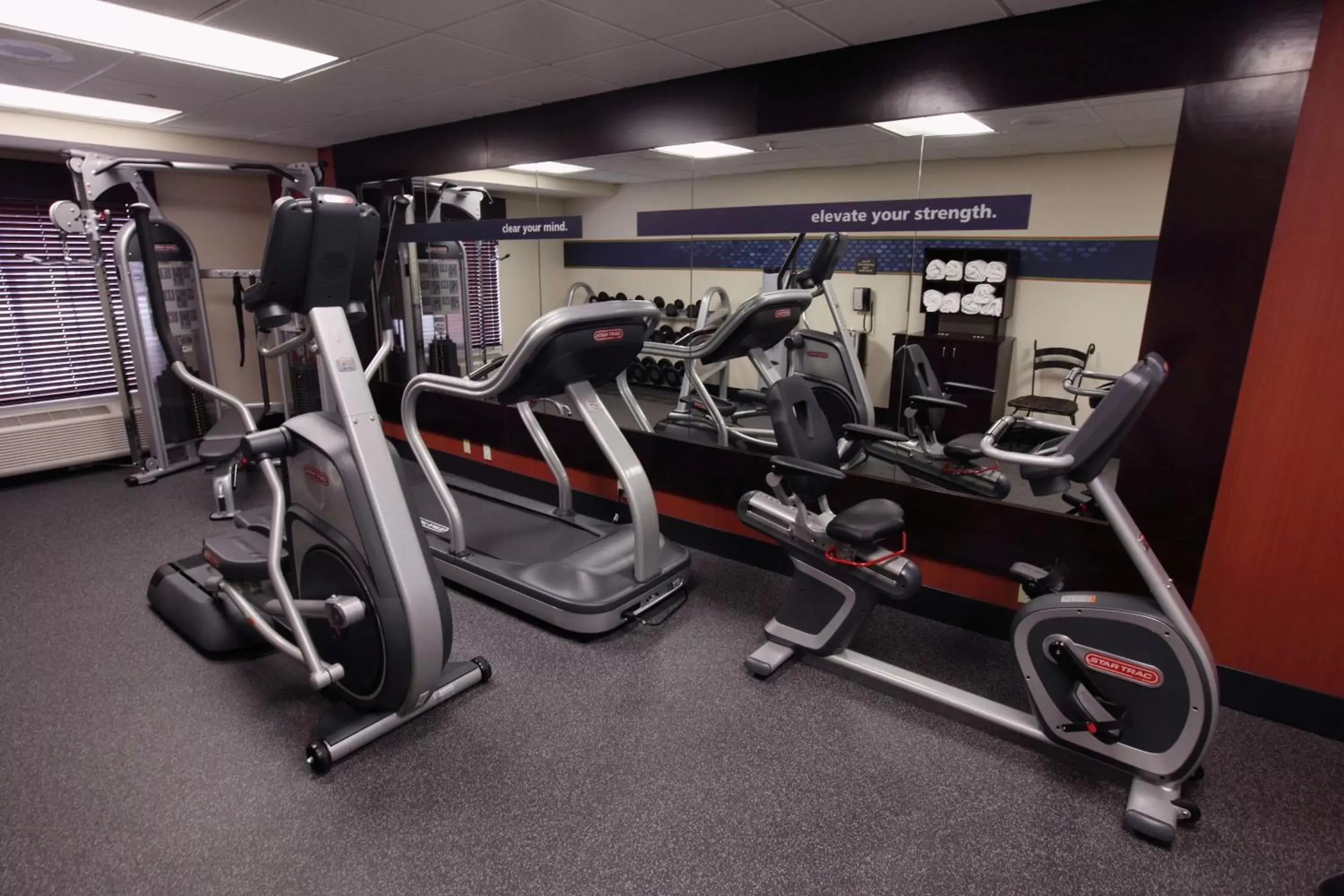 Fitness centre/facilities, Fitness Center/Facilities in Hampton Inn & Suites Charlottesville at the University