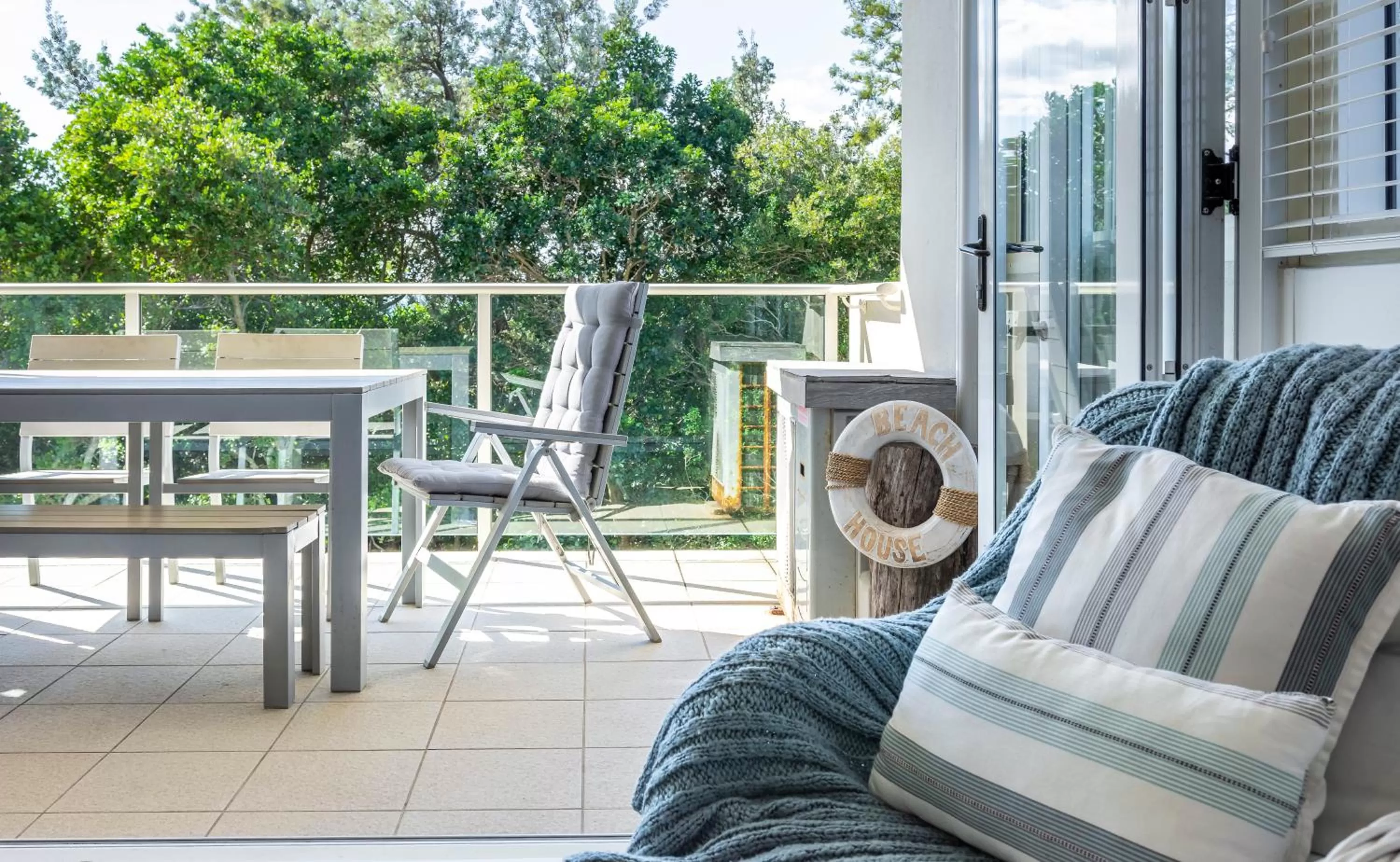 Executive One Bedroom Apartment with Garden View in 84 The Spit Holiday Apartments