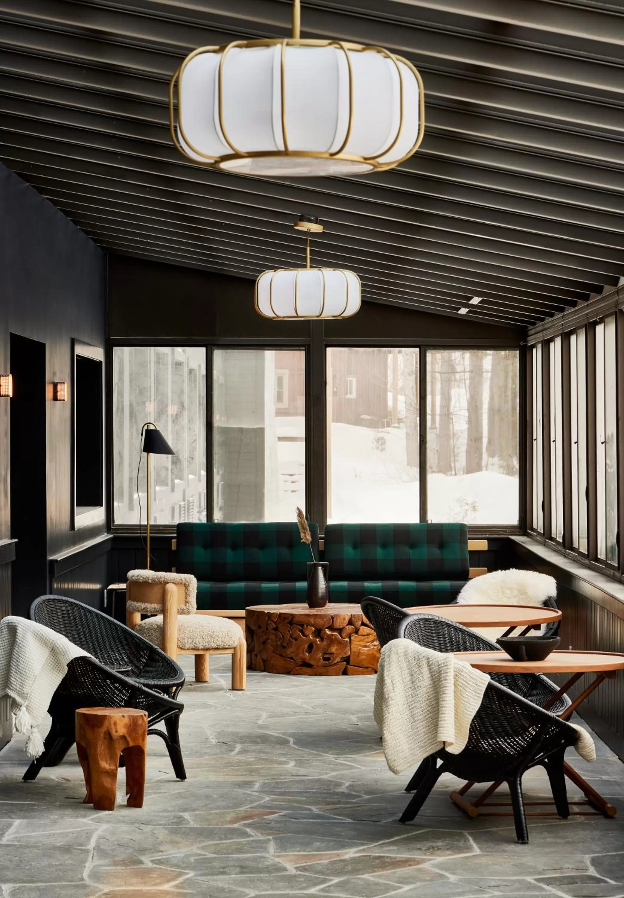 Seating area in Bluebird Lake Placid