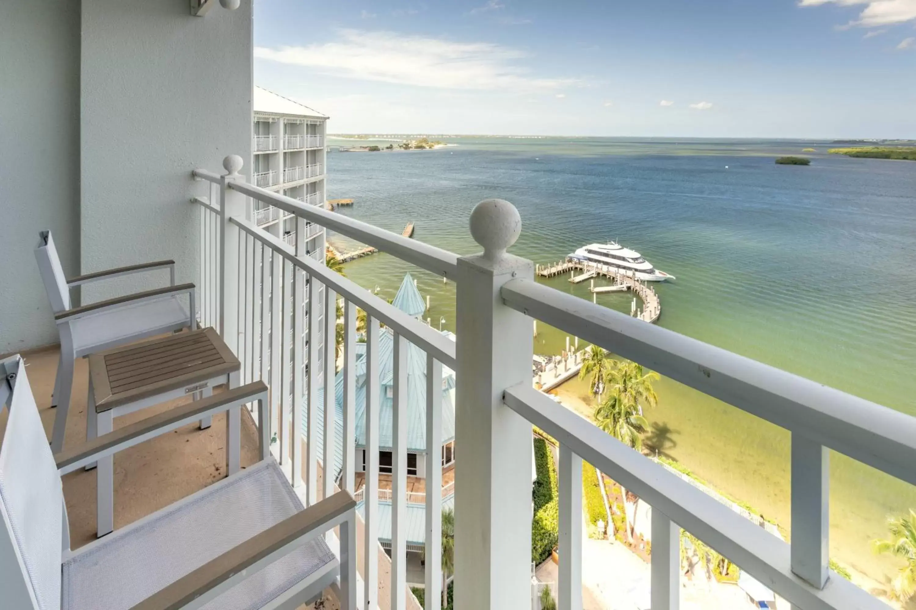 Photo of the whole room, Balcony/Terrace in Marriott Sanibel Harbour Resort & Spa