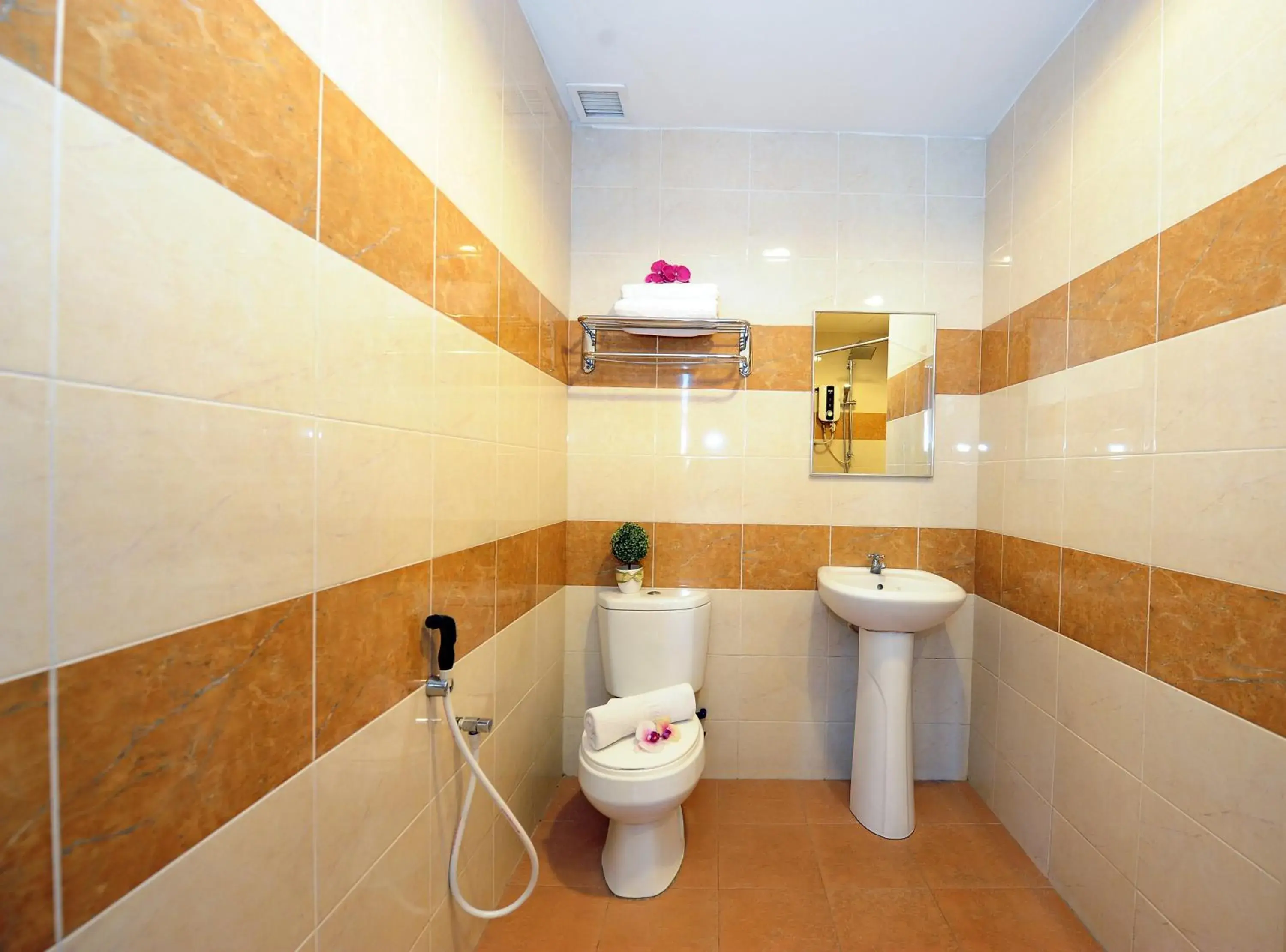 Bathroom in Palm Inn Ampang Point