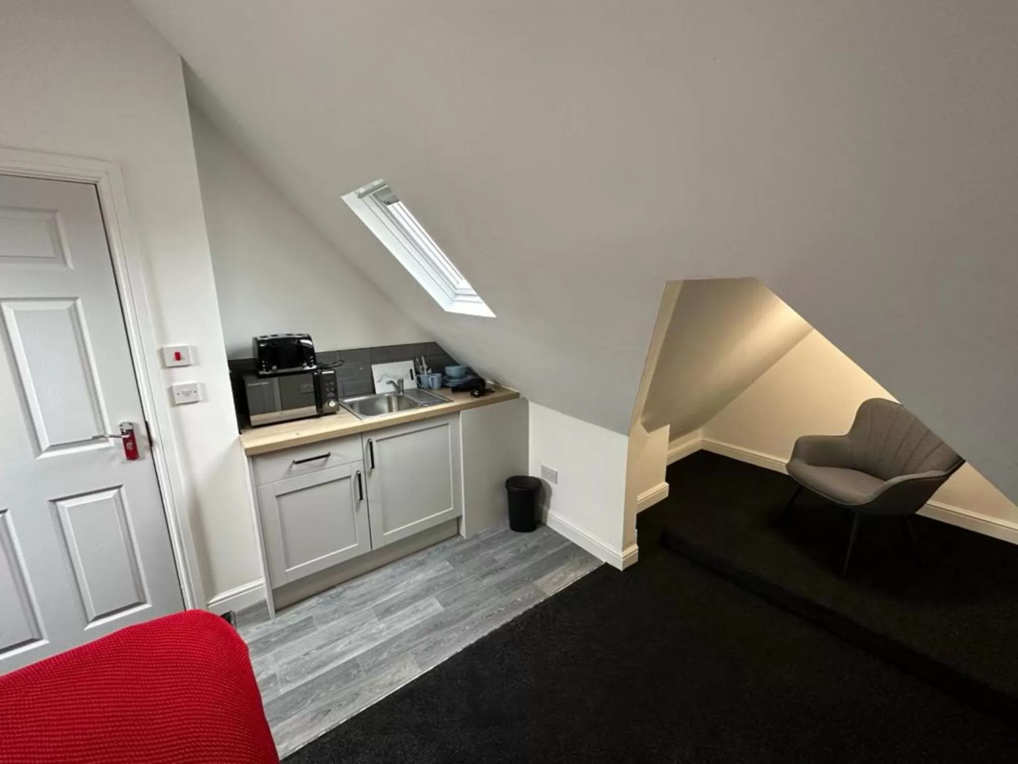 Kitchen/Kitchenette in The Fishpond - Premier Nottingham Studios