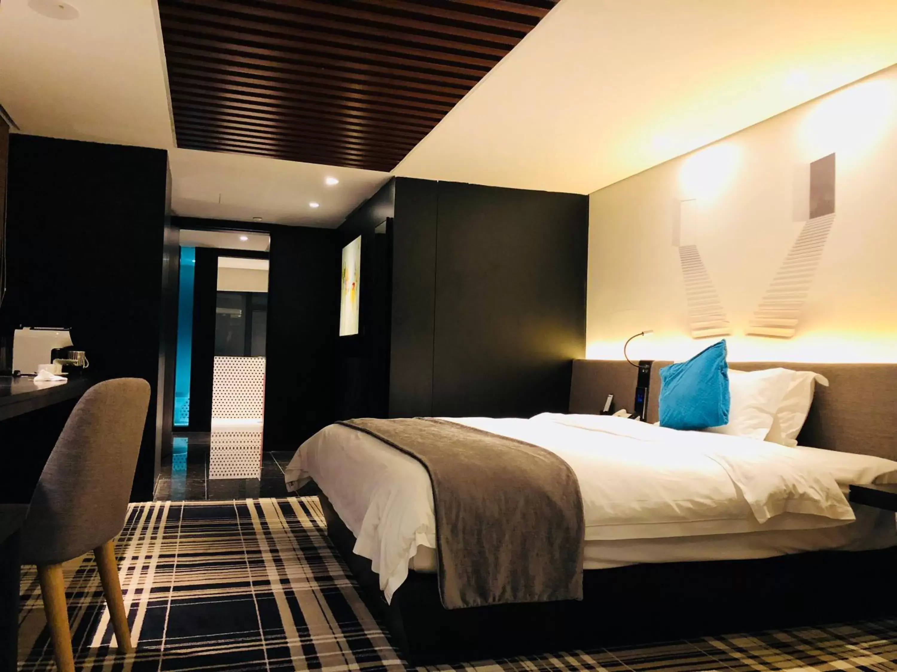 Bedroom, Bed in Likto Hotel-Free Shuttle Bus to Canton Fair