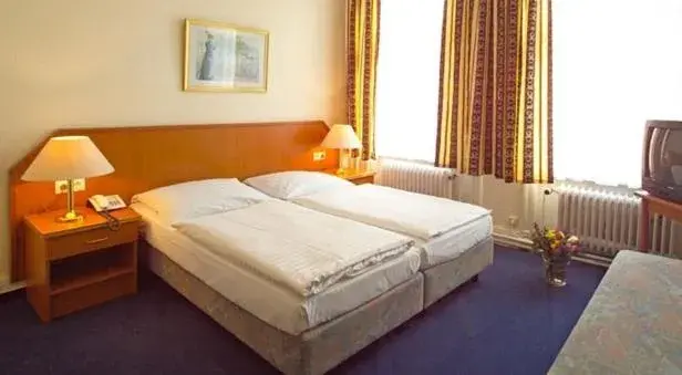 Bed in Hotel Terminus am Hauptbahnhof & ZOB Bed in Hotel Terminus am Hauptbahnhof & ZOB