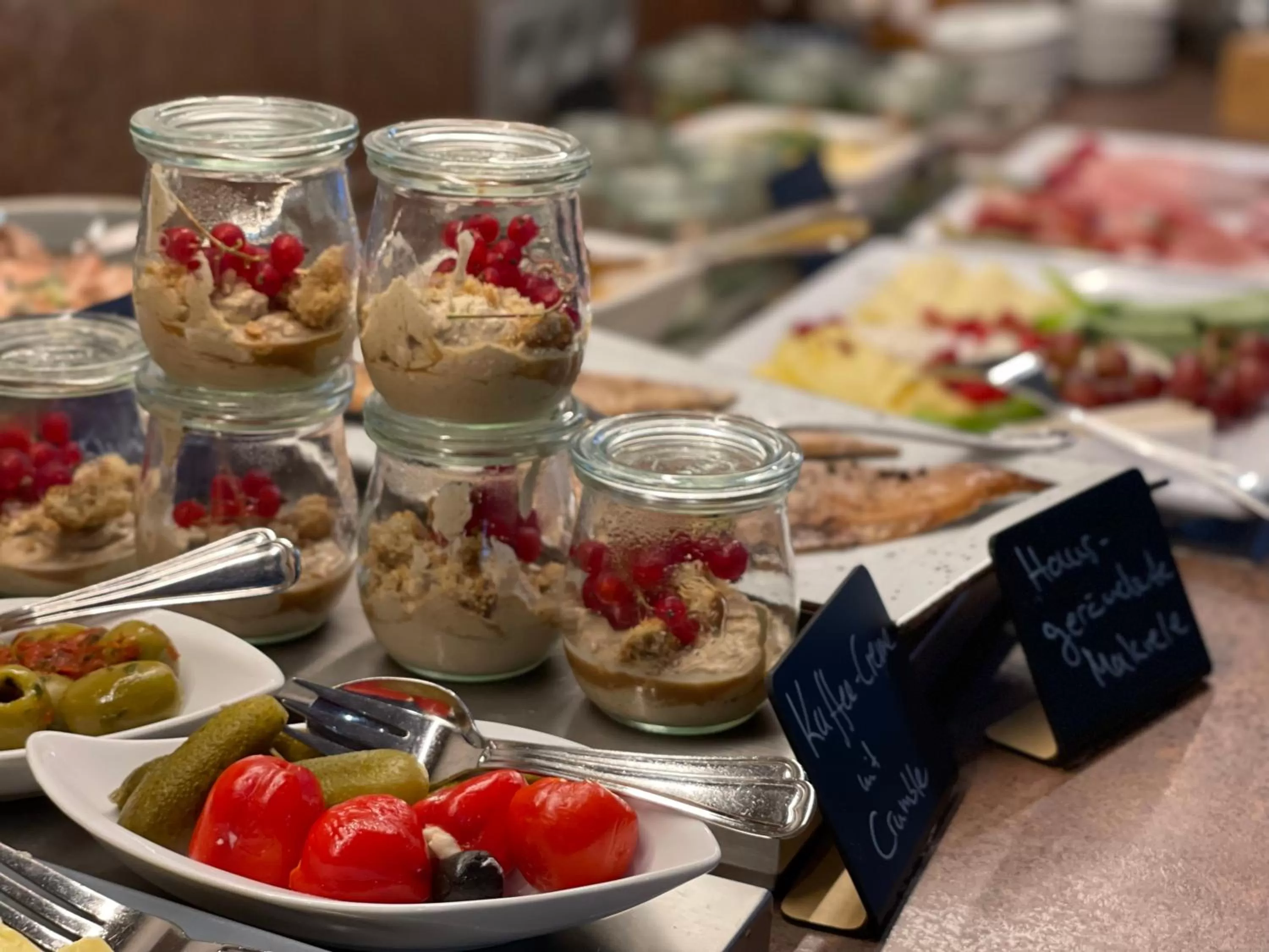 Breakfast in Stadthotel-Garni Smutje