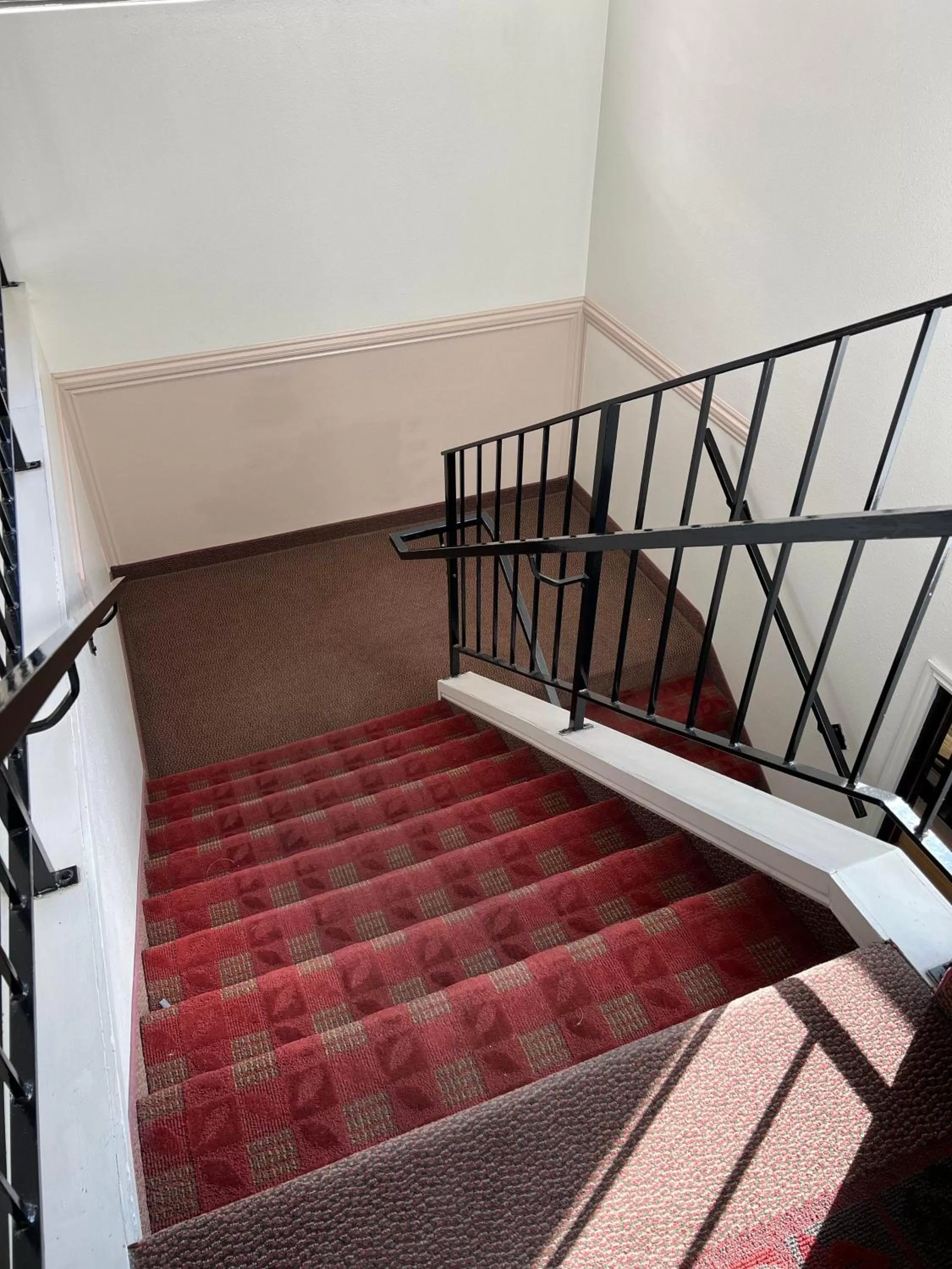 Property building in Days Inn by Wyndham Lake Point