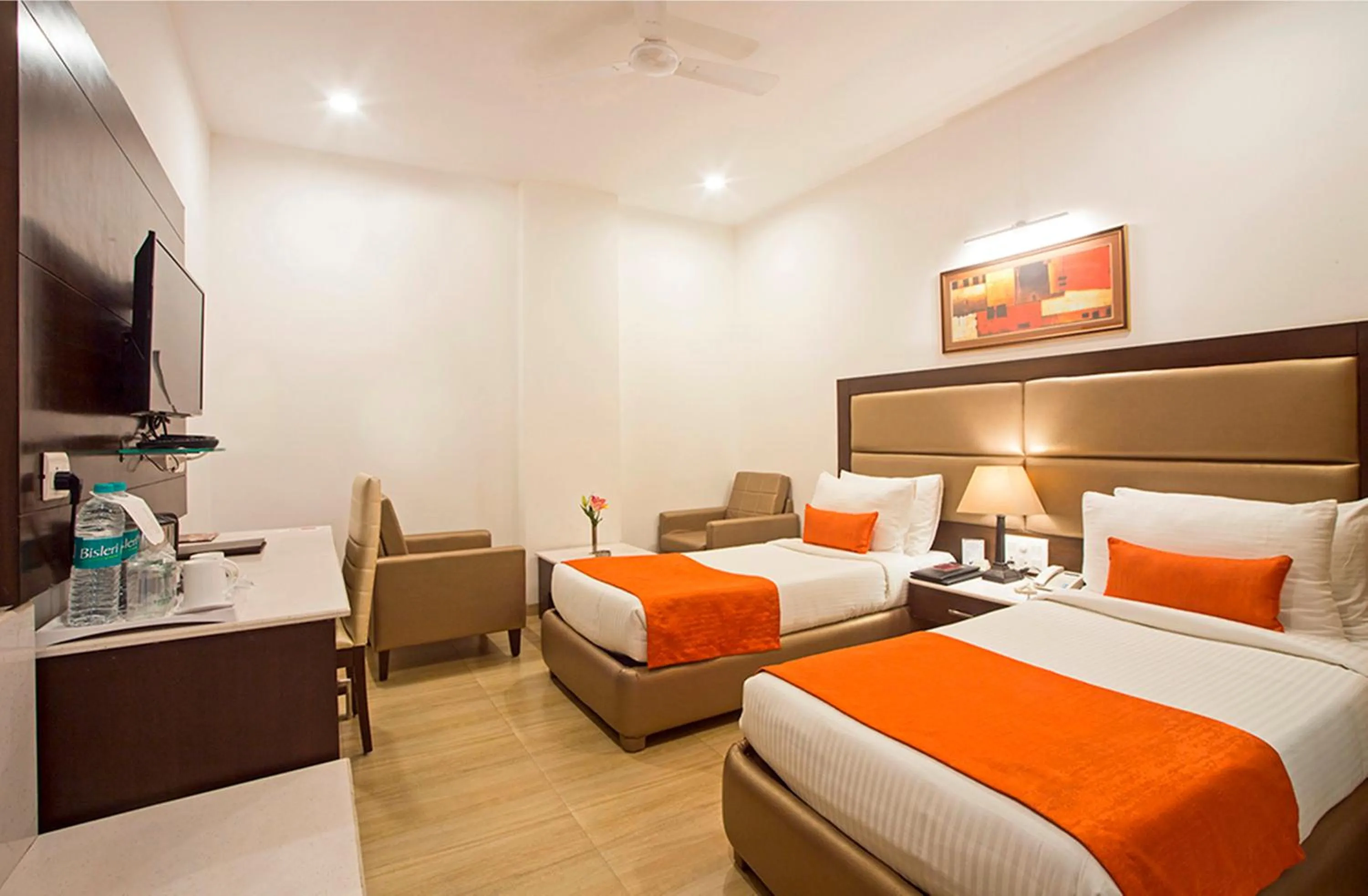 Bedroom, Bed in Hotel Shanti Palace Mahipalpur