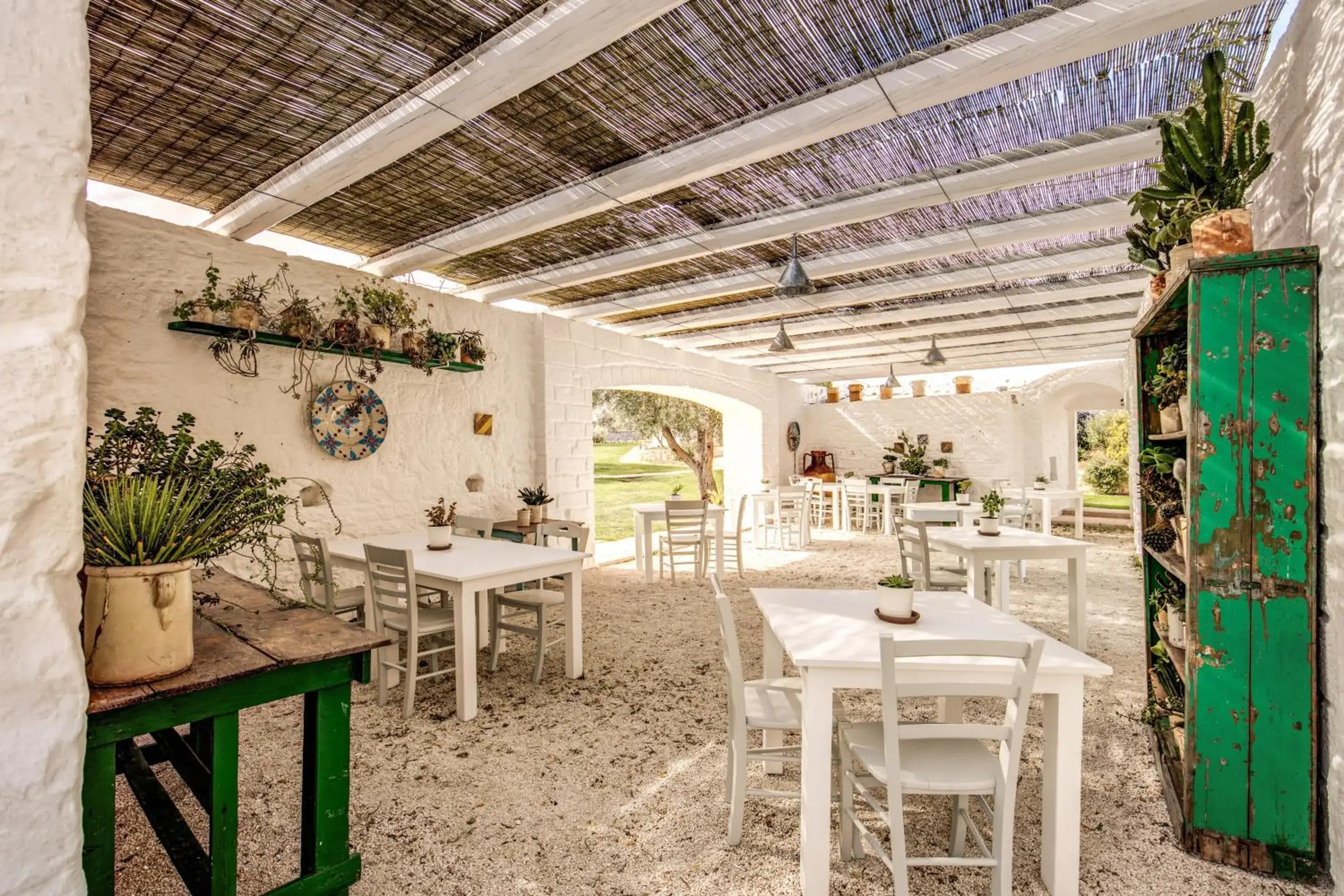 Restaurant/Places to Eat in Masseria Cervarolo