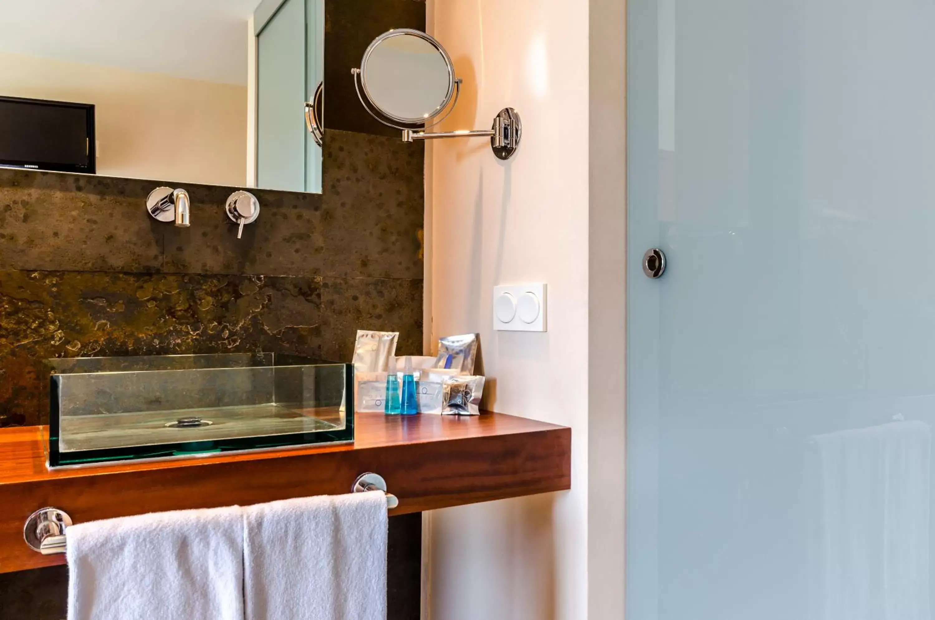 Bathroom in El Plantío Golf Resort Bathroom in El Plantío Golf Resort