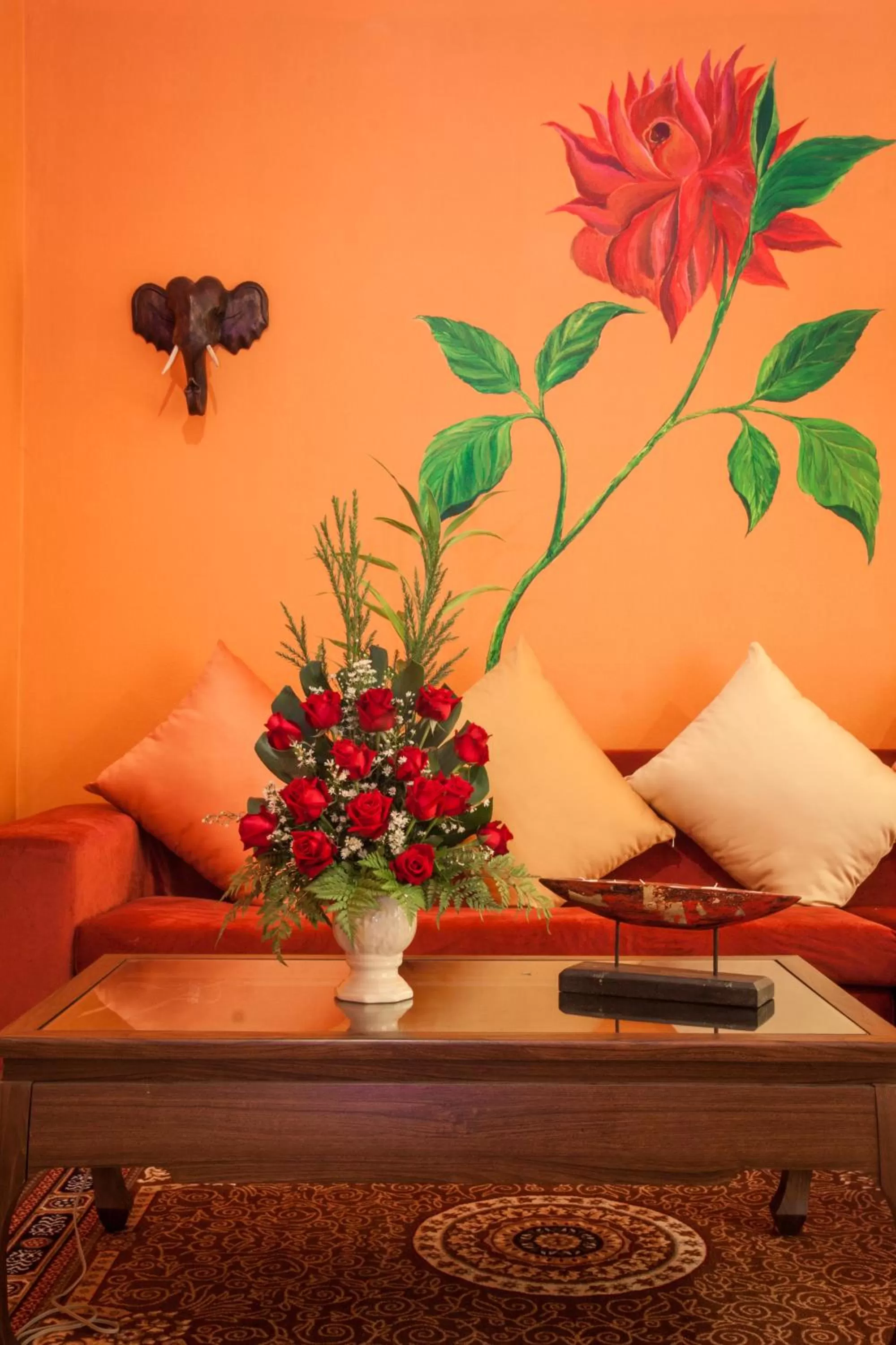 Decorative detail in Joy's House & Tour