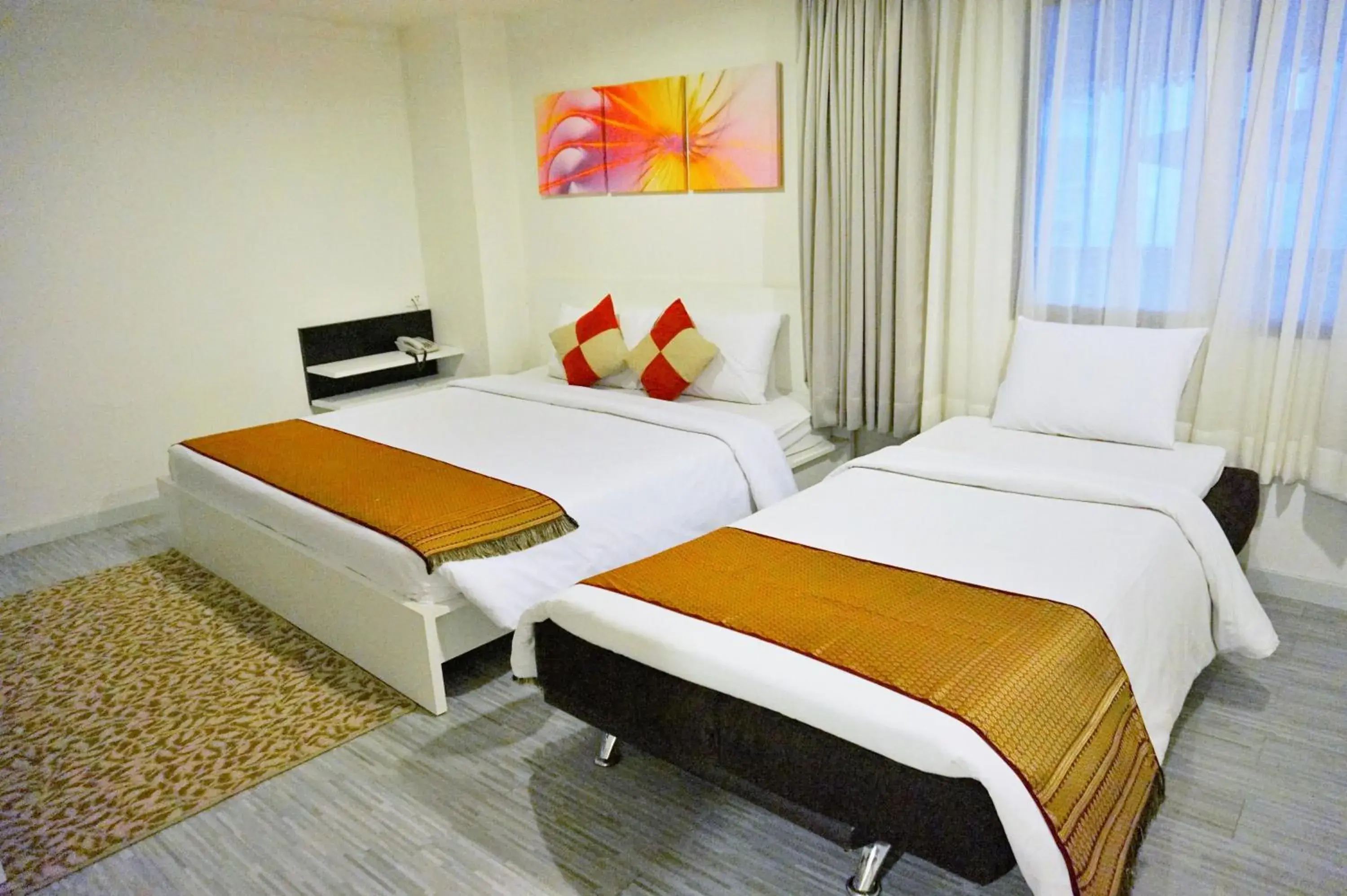 Bed in Pratunam City Inn