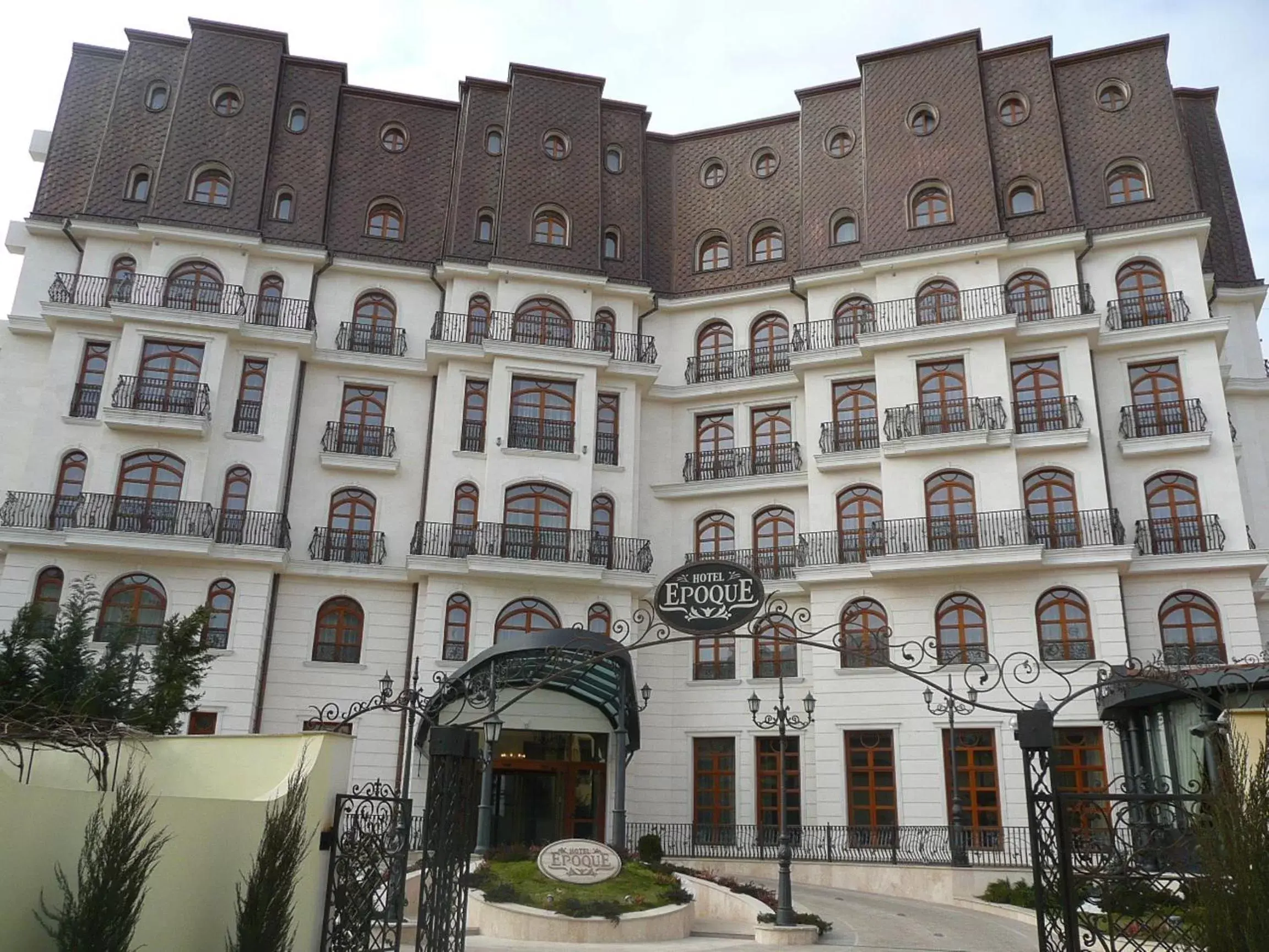 Facade/entrance, Property Building in Epoque Hotel - Relais & Chateaux