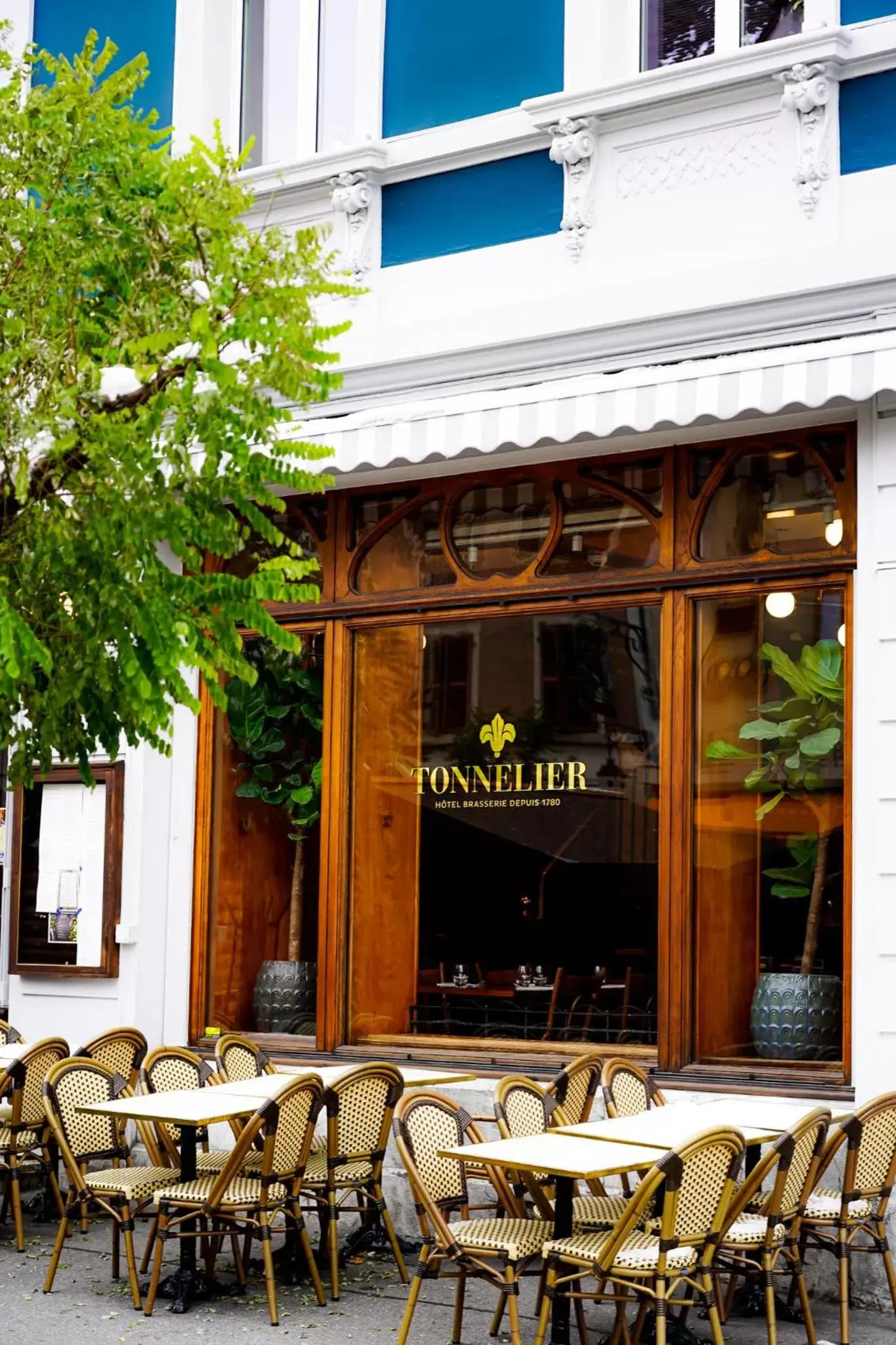 Restaurant/Places to Eat in Le Tonnelier