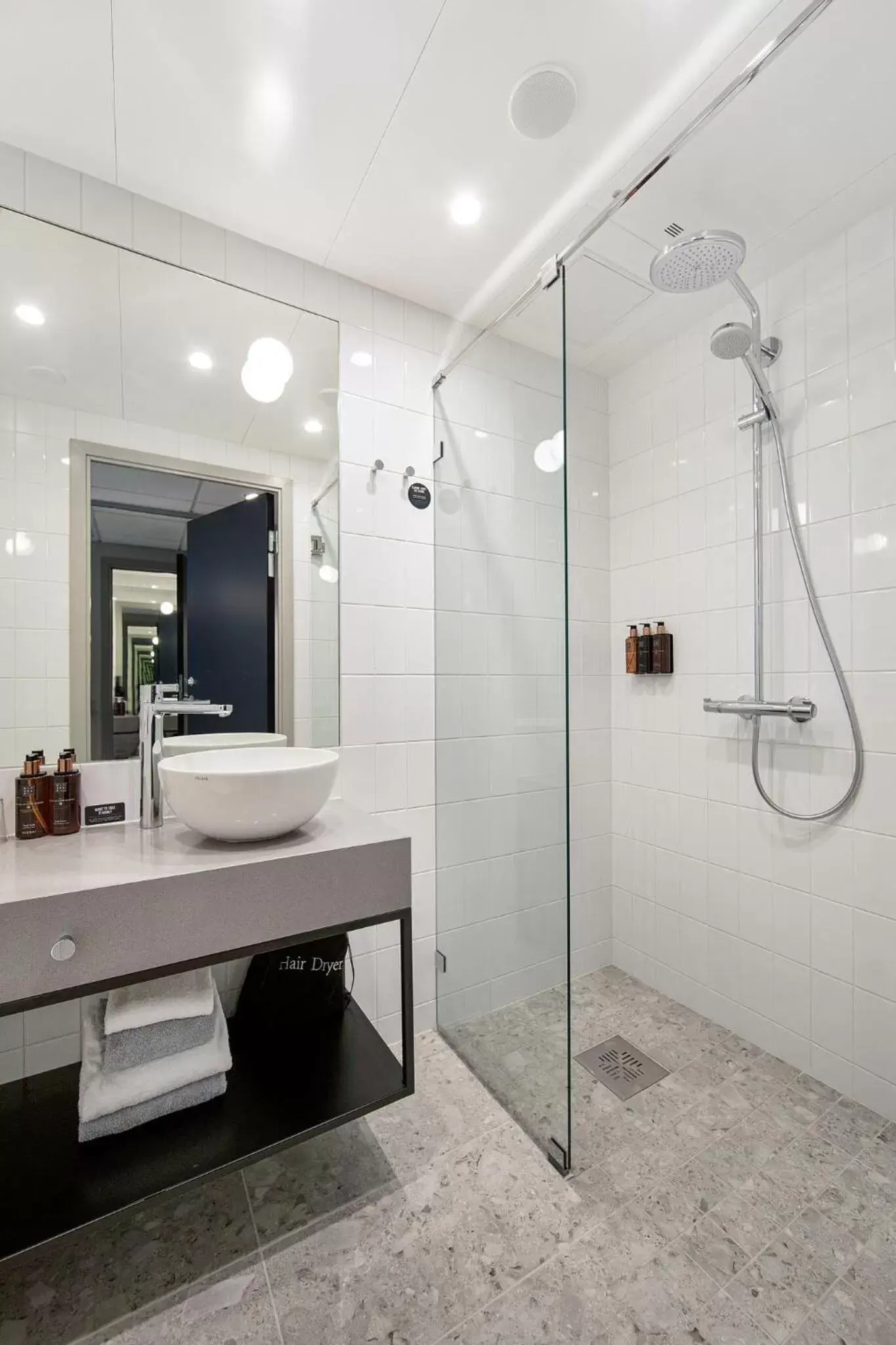 Shower, Bathroom in Clarion Hotel Oslo
