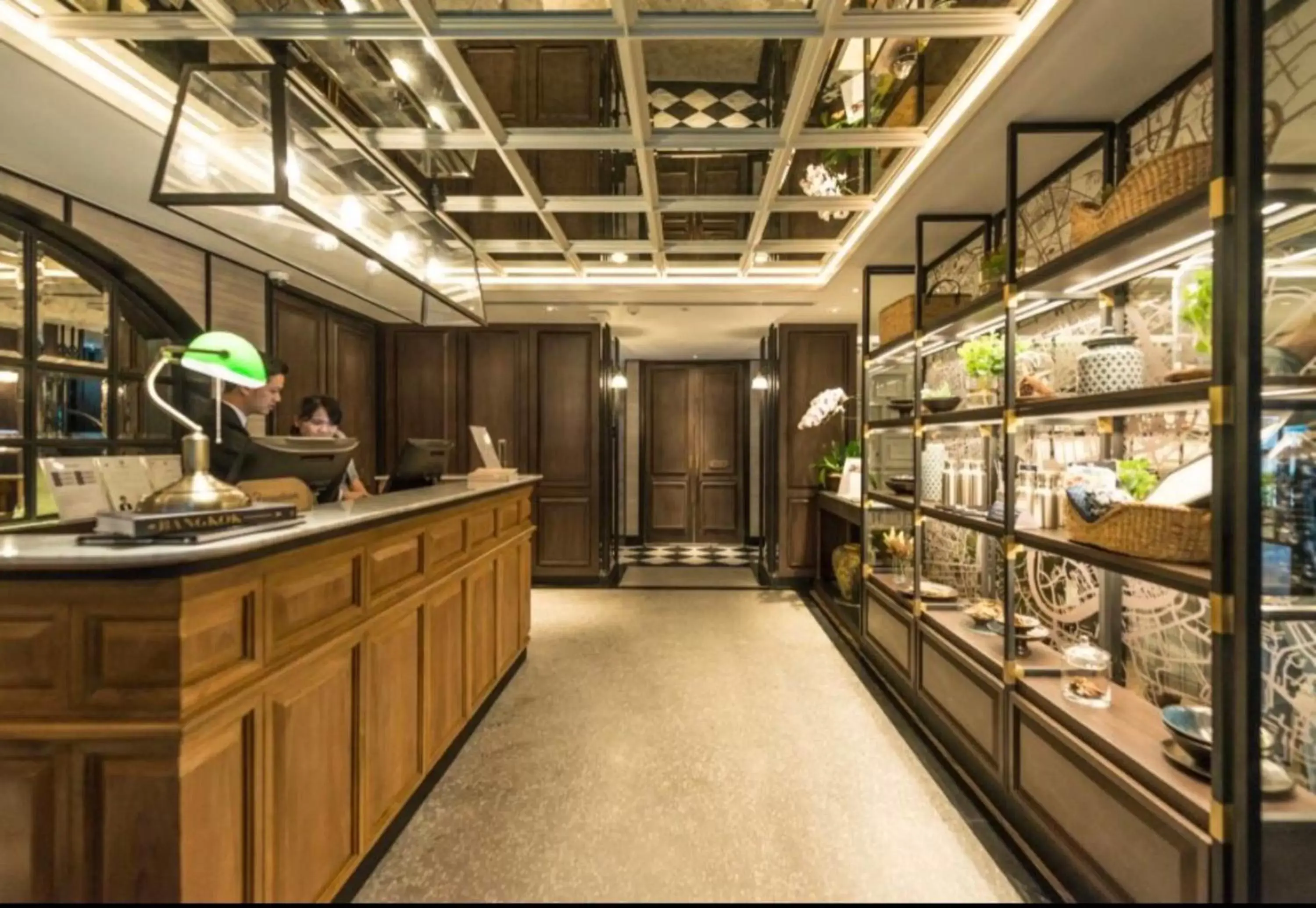 Lobby or reception, Kitchen/Kitchenette in Tastoria Collection Sukhumvit - SHA Extra Plus