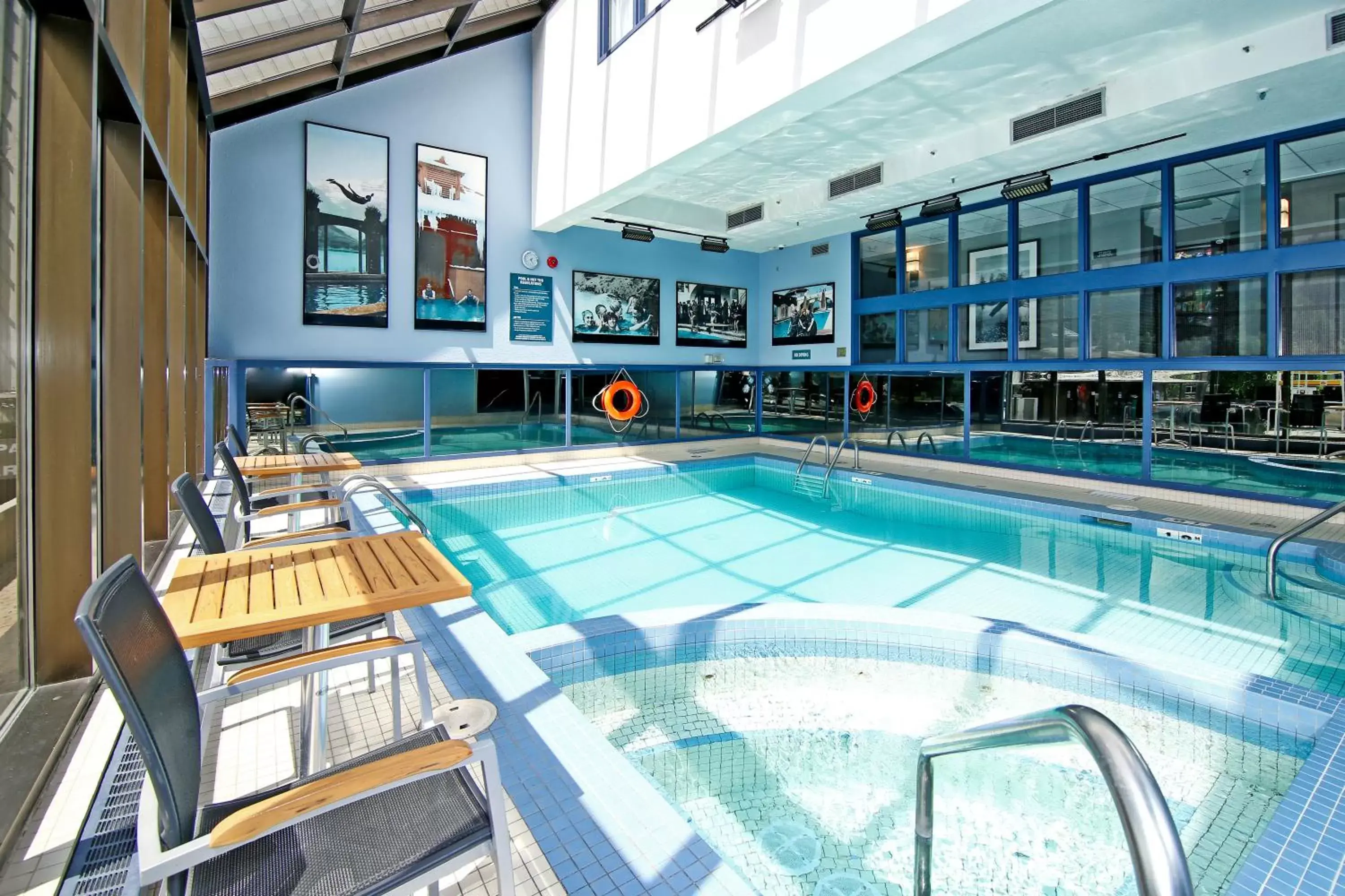 Swimming Pool in Best Western Plus Siding 29 Lodge