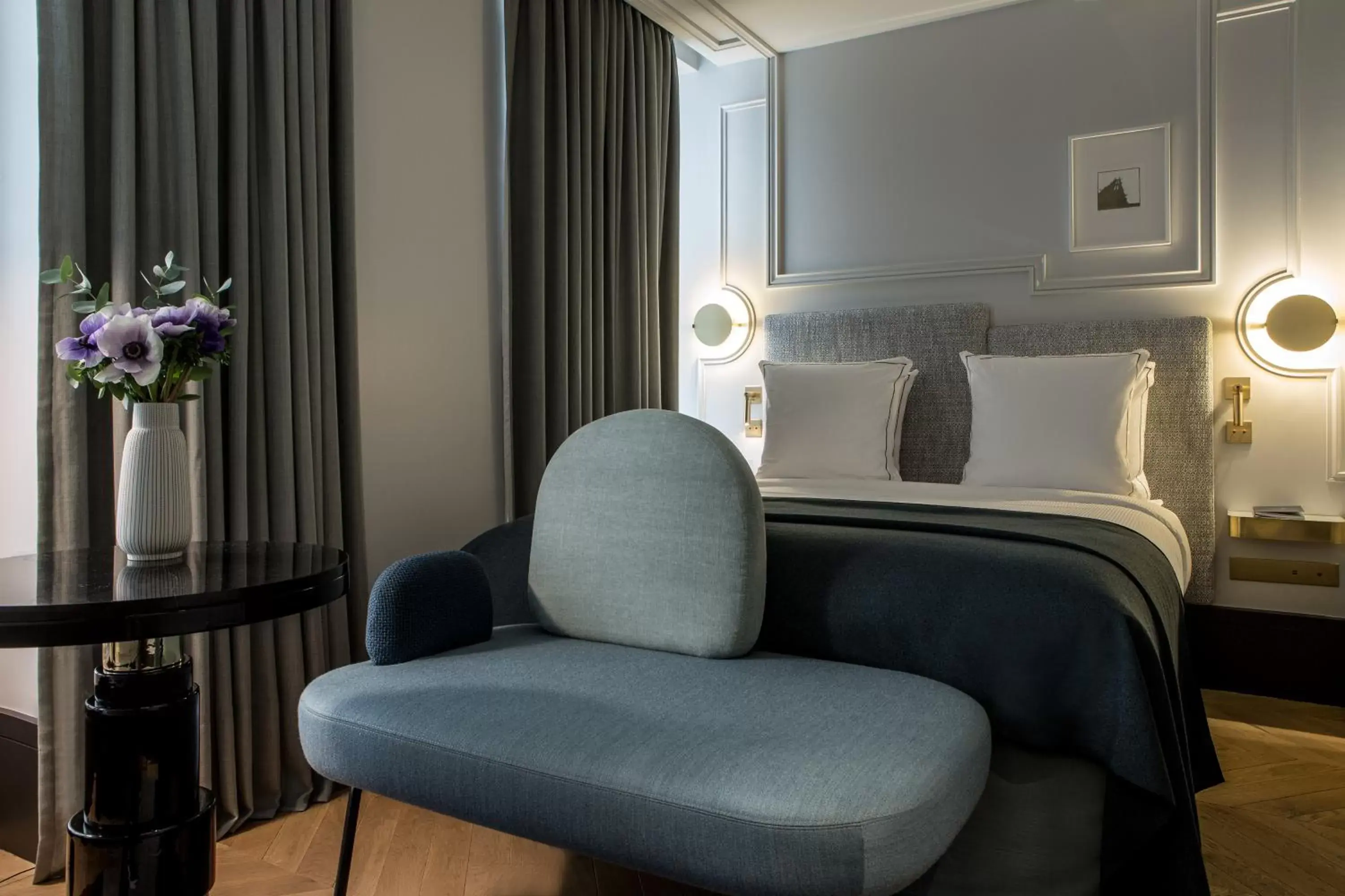 Bed, Seating Area in Maison Armance - Esprit de France