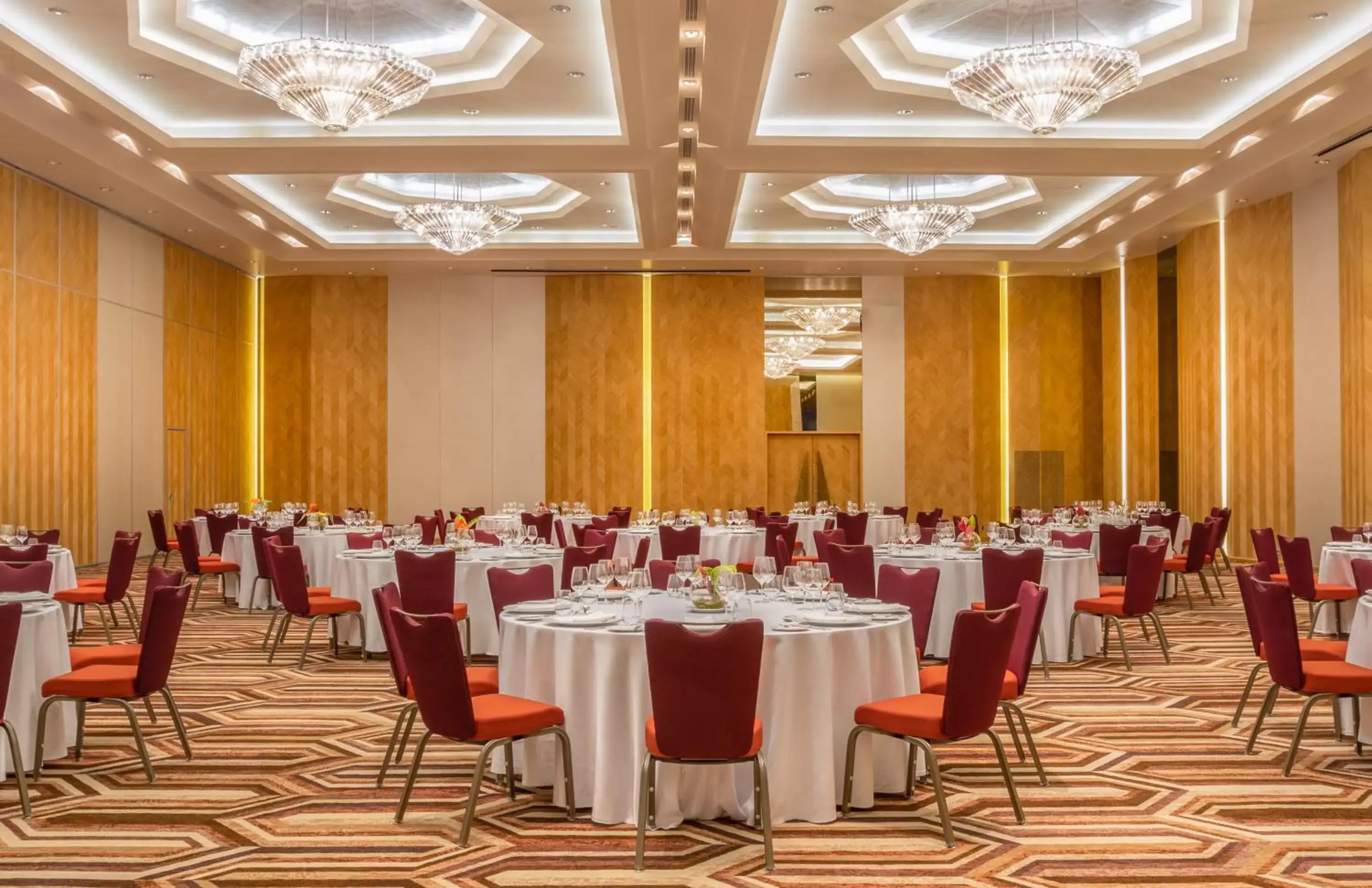 Banquet/Function facilities, Banquet Facilities in InterContinental Luanda Miramar, an IHG Hotel